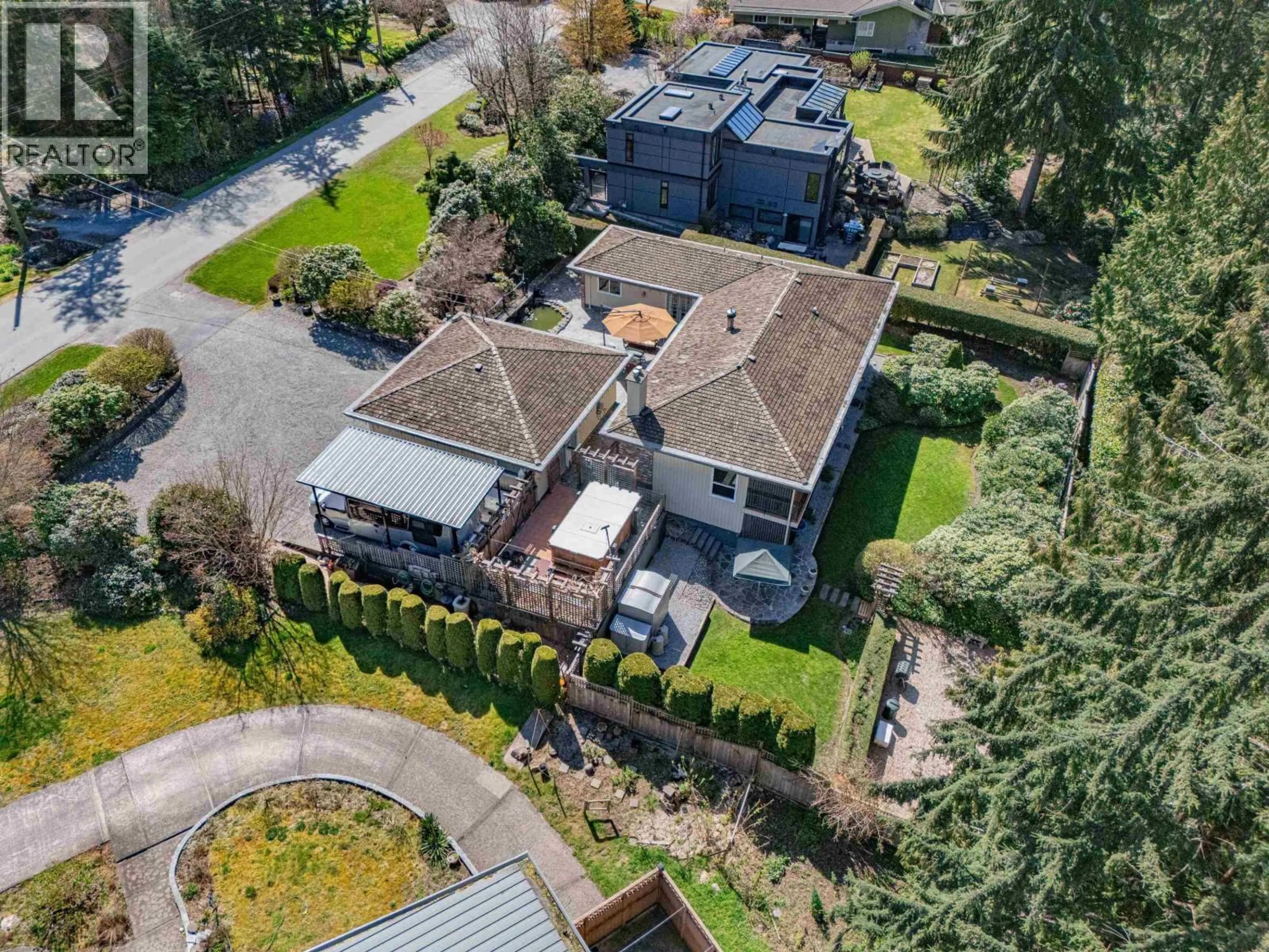 A pic from outside/outdoor area/front of a property/back of a property/a pic from drone, street for 3535 MAIN AVENUE, Belcarra British Columbia V3H4R2