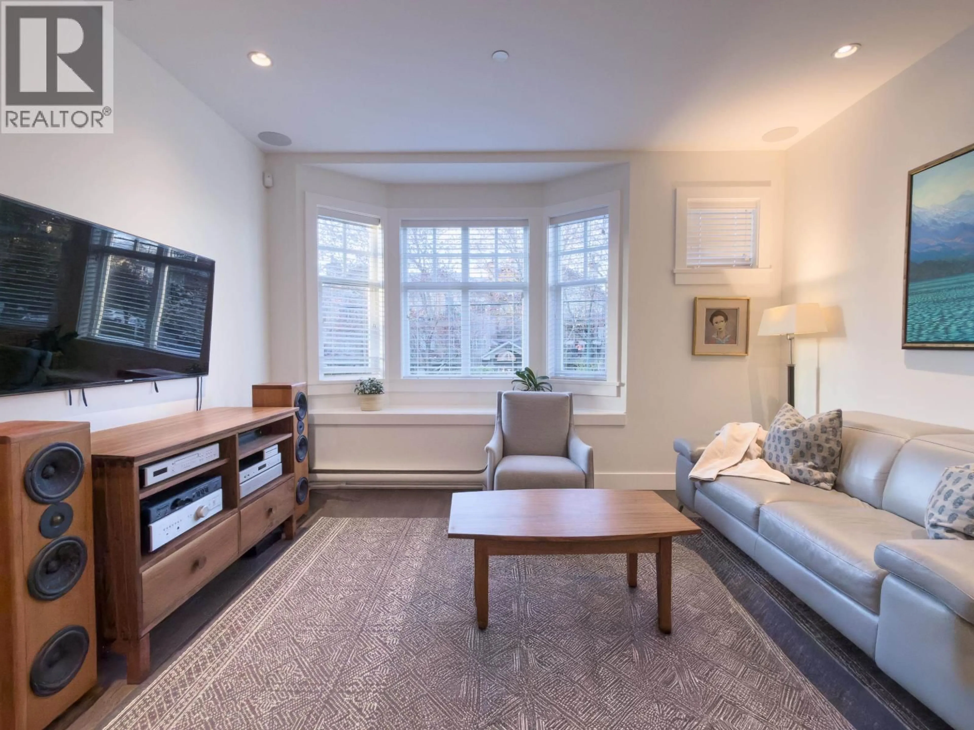 Living room with furniture, unknown for 922 15TH AVENUE, Vancouver British Columbia V5Z1R9