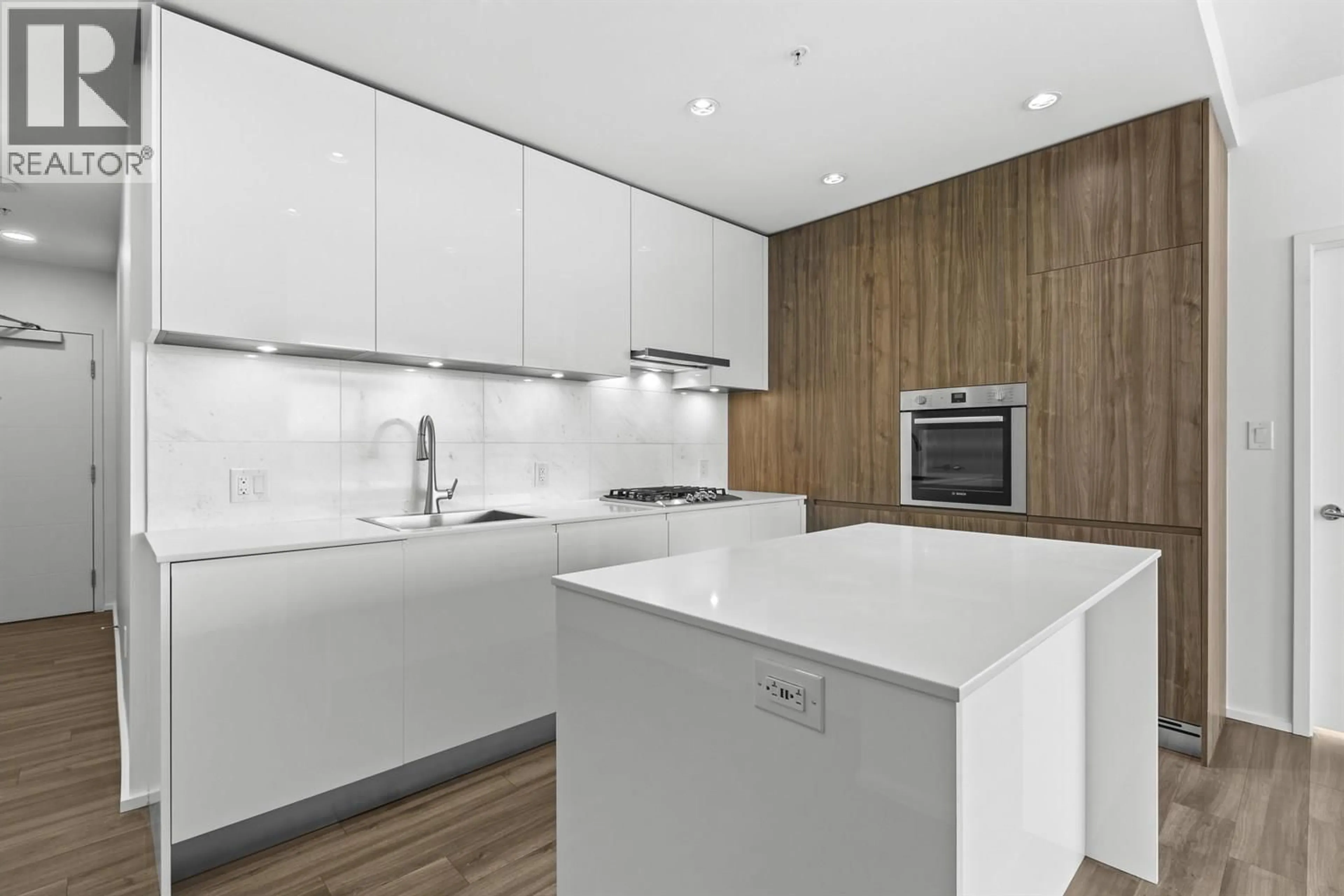 Unknown for 3311 - 4650 BRENTWOOD BOULEVARD, Burnaby British Columbia V5C0M3