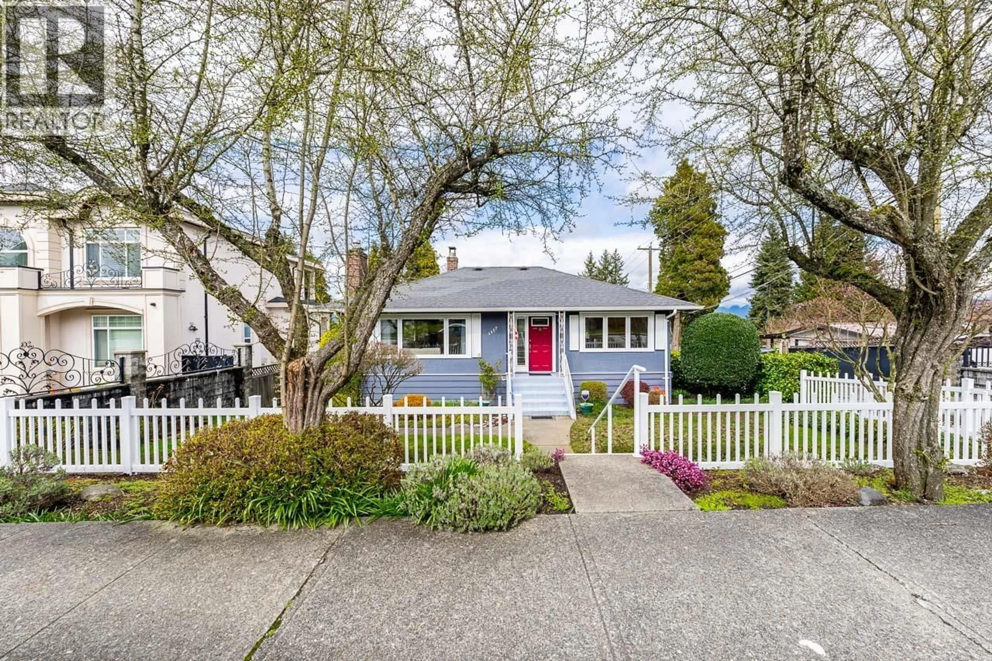 Home with vinyl exterior material, street for 4457 BURKE STREET, Burnaby British Columbia V5H1C1