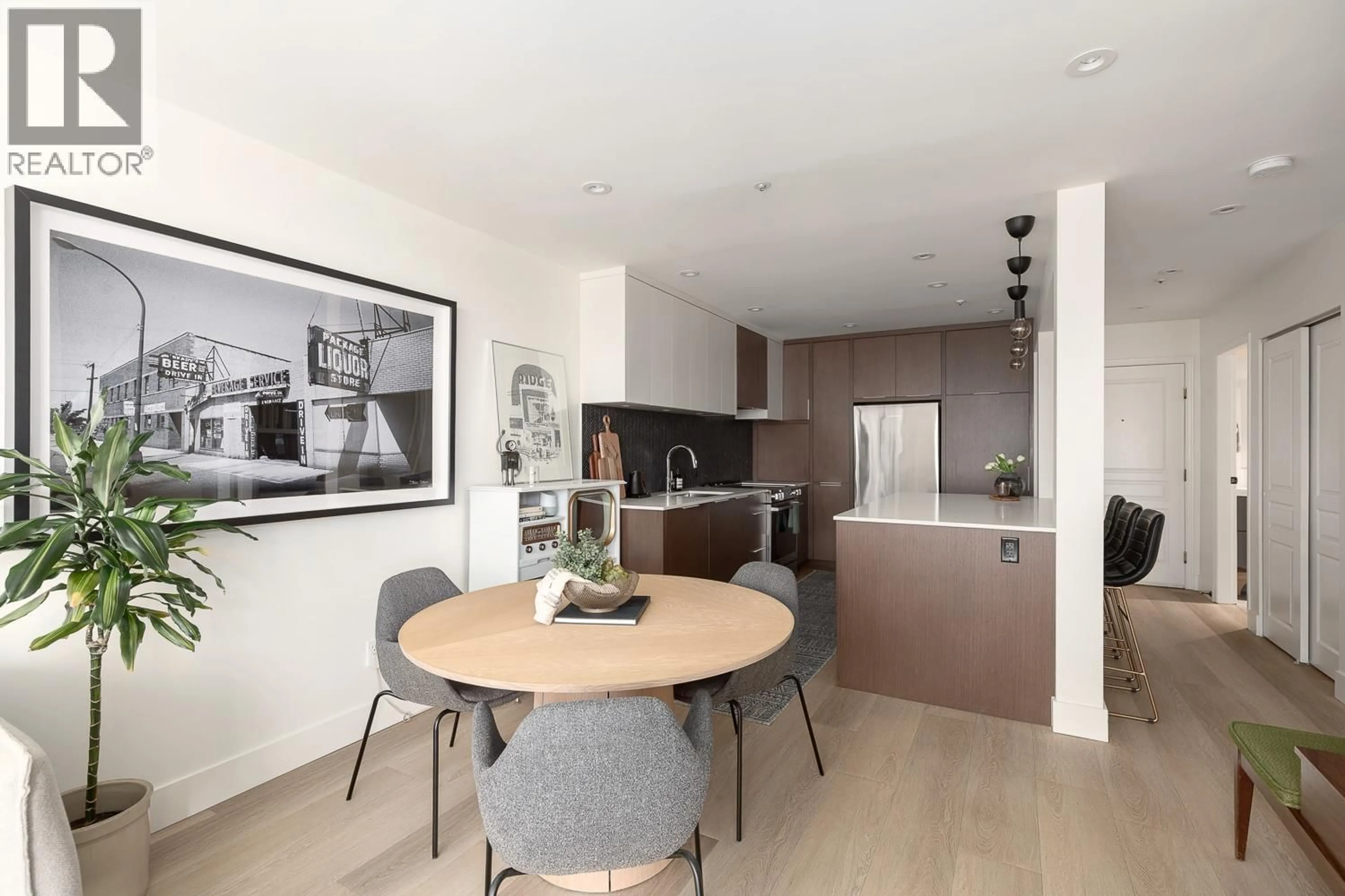 Unknown for 402 - 8460 JELLICOE STREET, Vancouver British Columbia V5S4S8