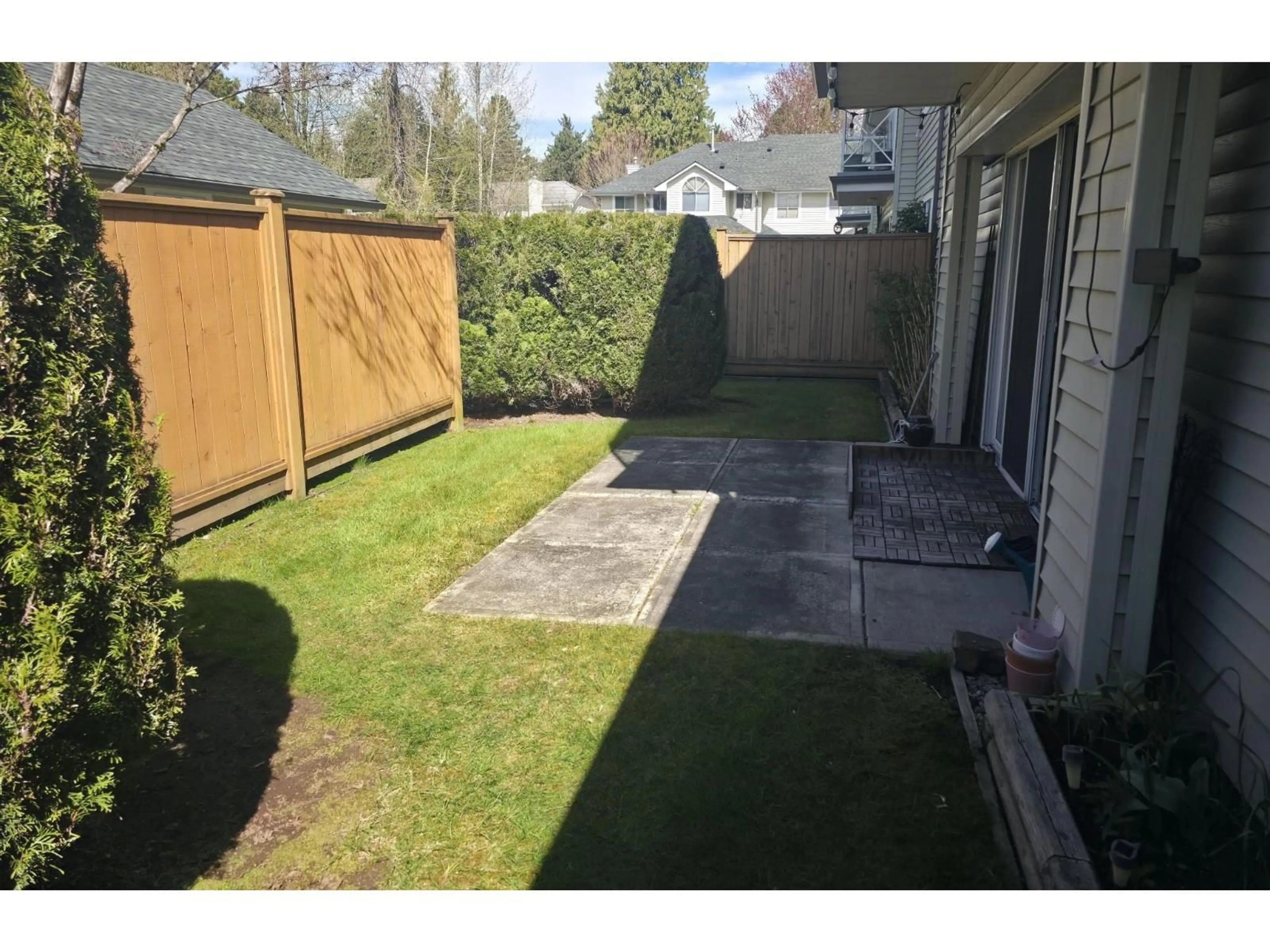 A pic from outside/outdoor area/front of a property/back of a property/a pic from drone, street for 103 - 15439 100 AVENUE, Surrey British Columbia V3R0K4