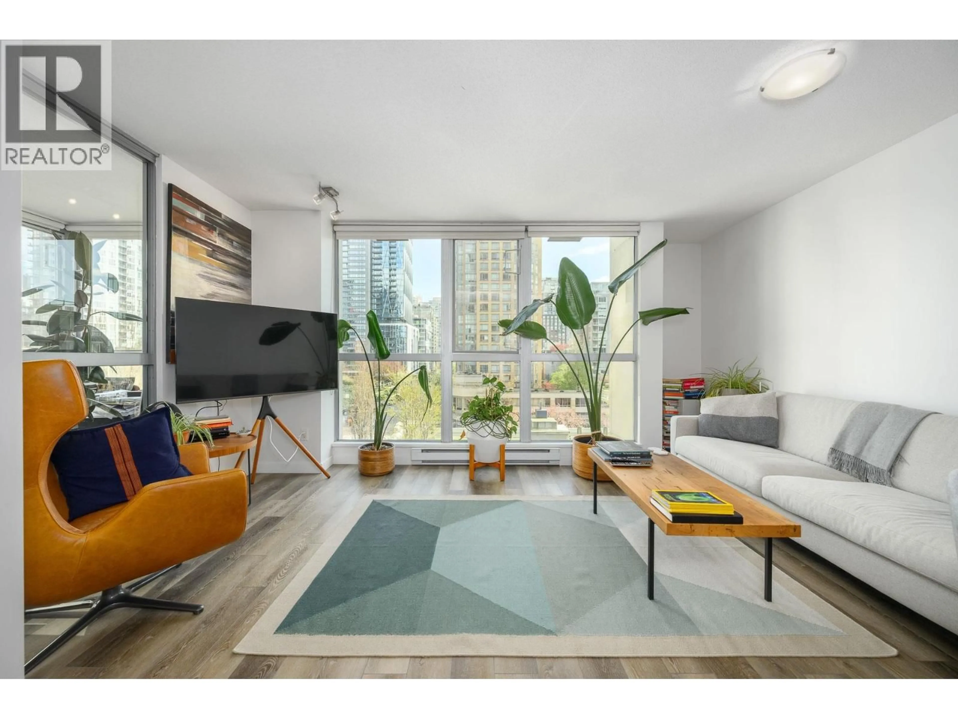 Living room with furniture, unknown for 505 - 1238 RICHARDS STREET, Vancouver British Columbia V6B6M6