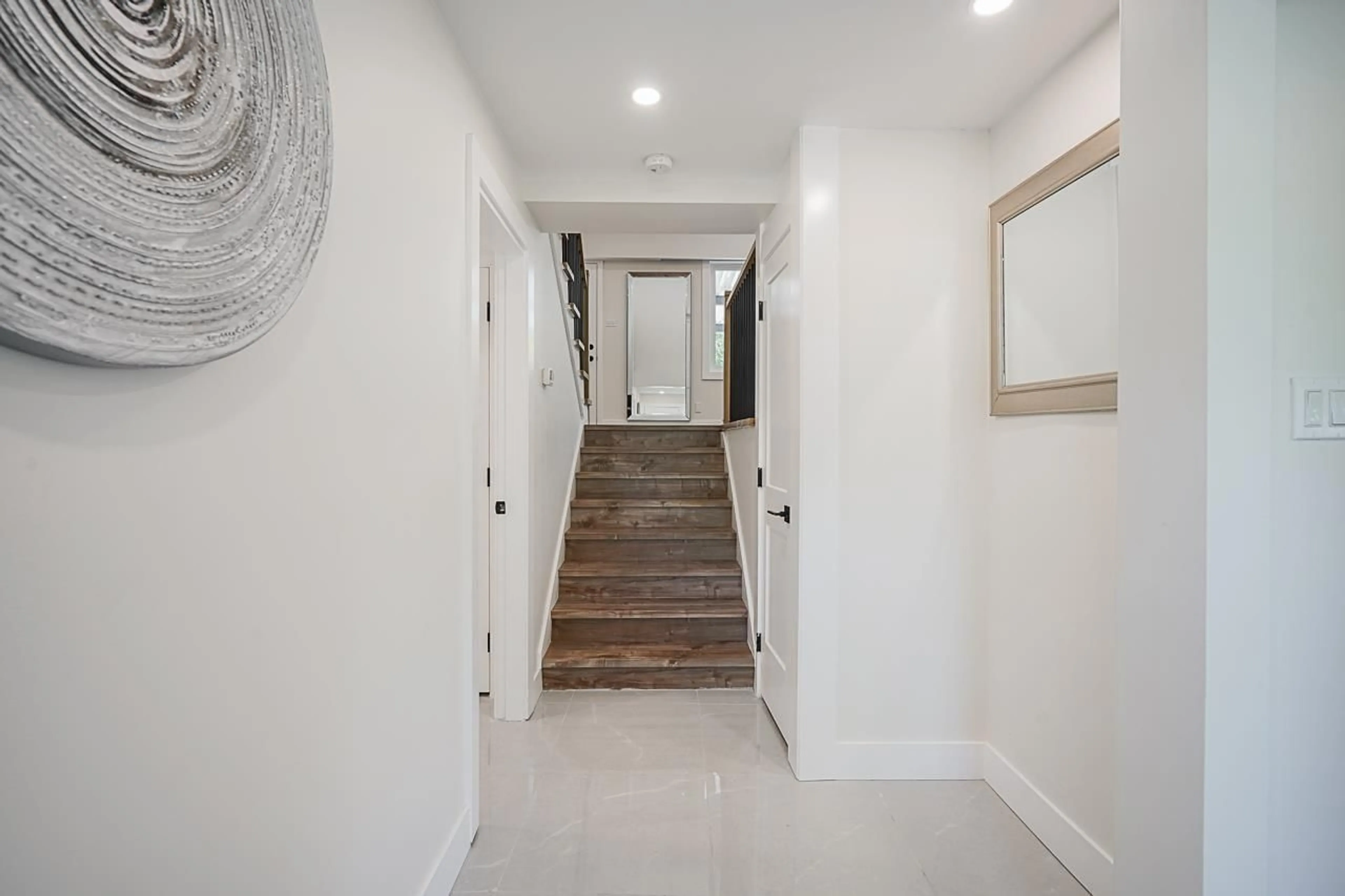 Indoor entryway for 10993 MCADAM ROAD, Delta British Columbia V4C3E9