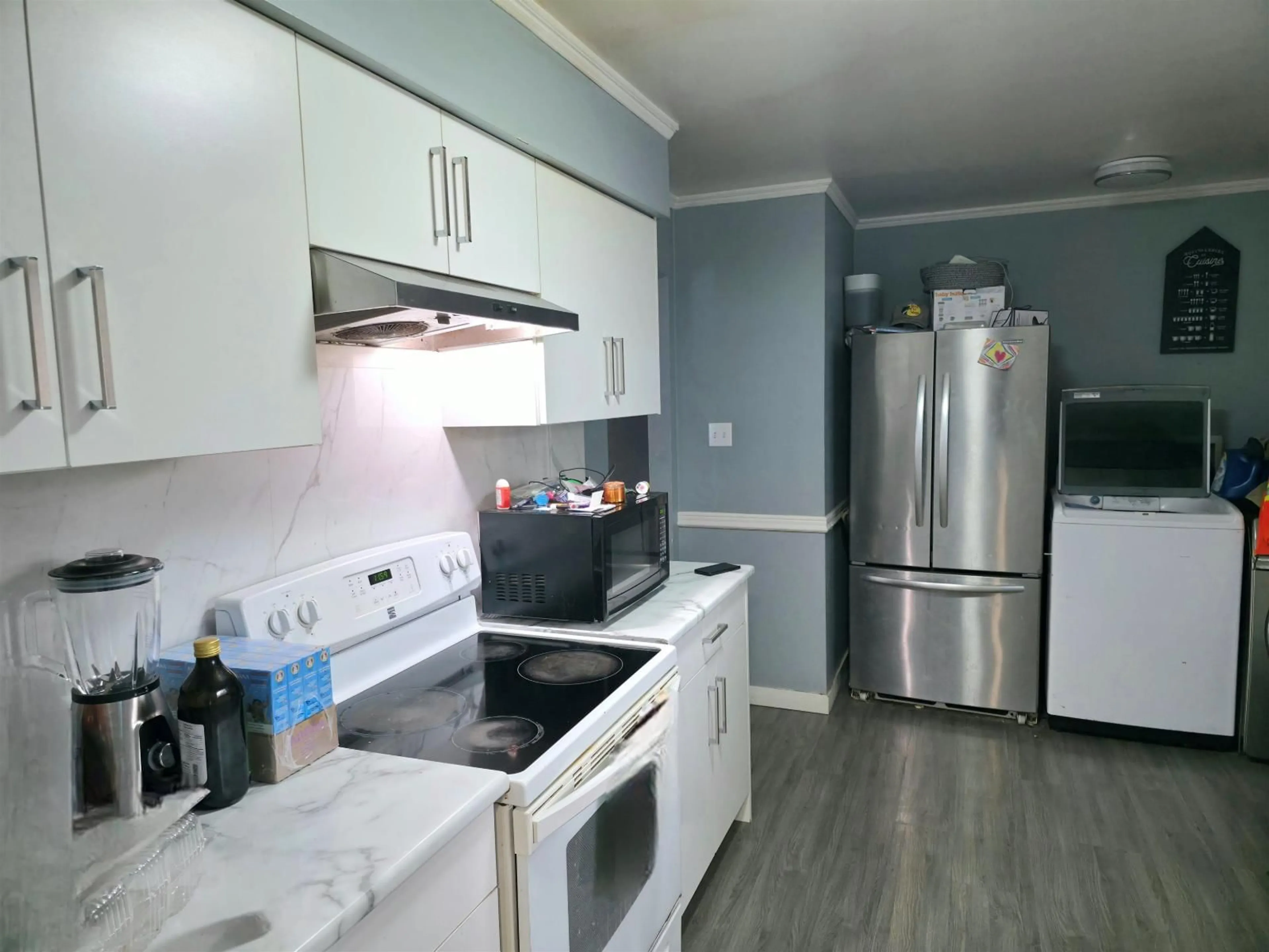 Standard kitchen, unknown for 2514 LILAC STREET, Abbotsford British Columbia V2T1P6