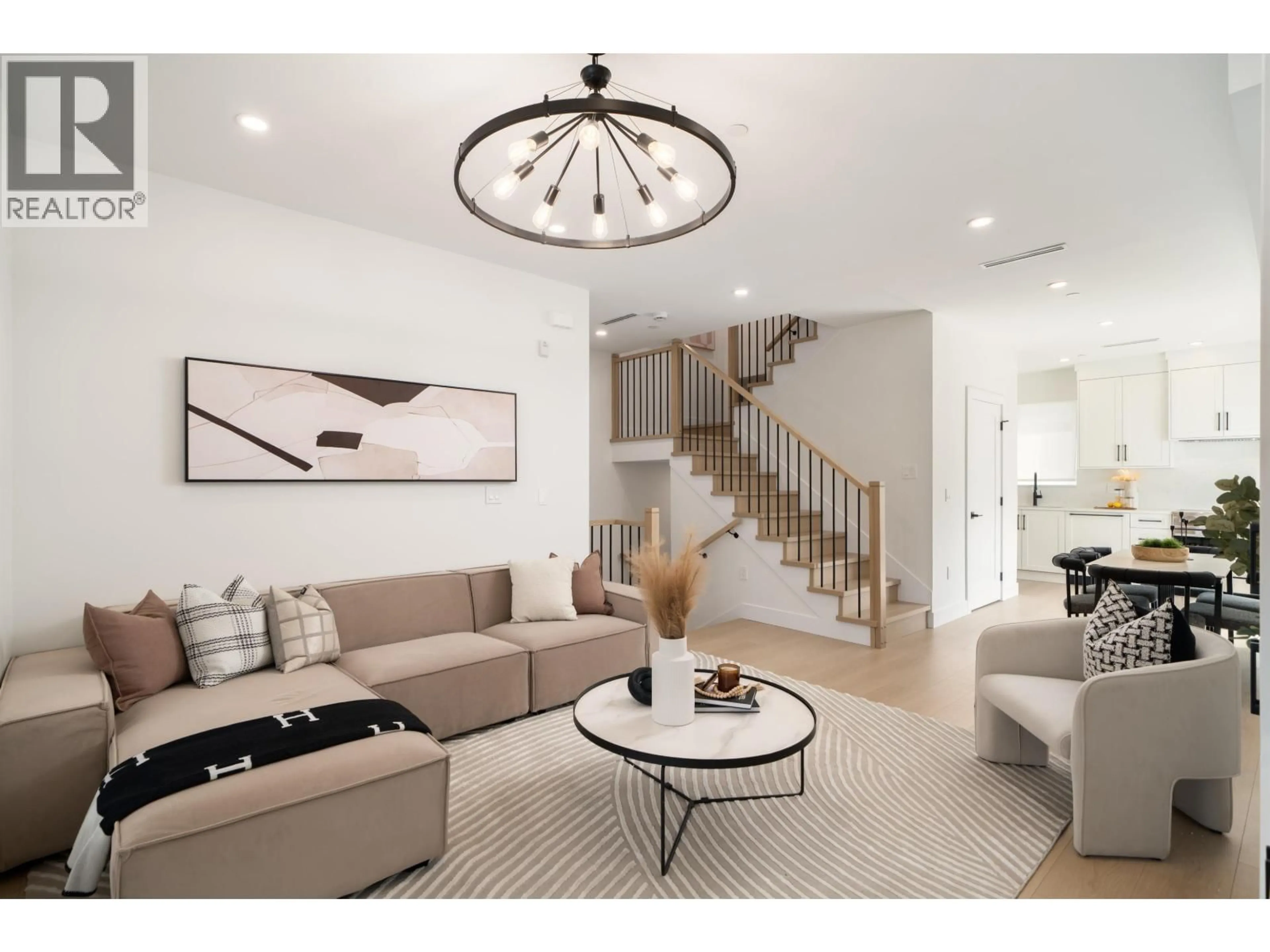 Living room with furniture, unknown for 4826 DUCHESS STREET, Vancouver British Columbia V5R3L6