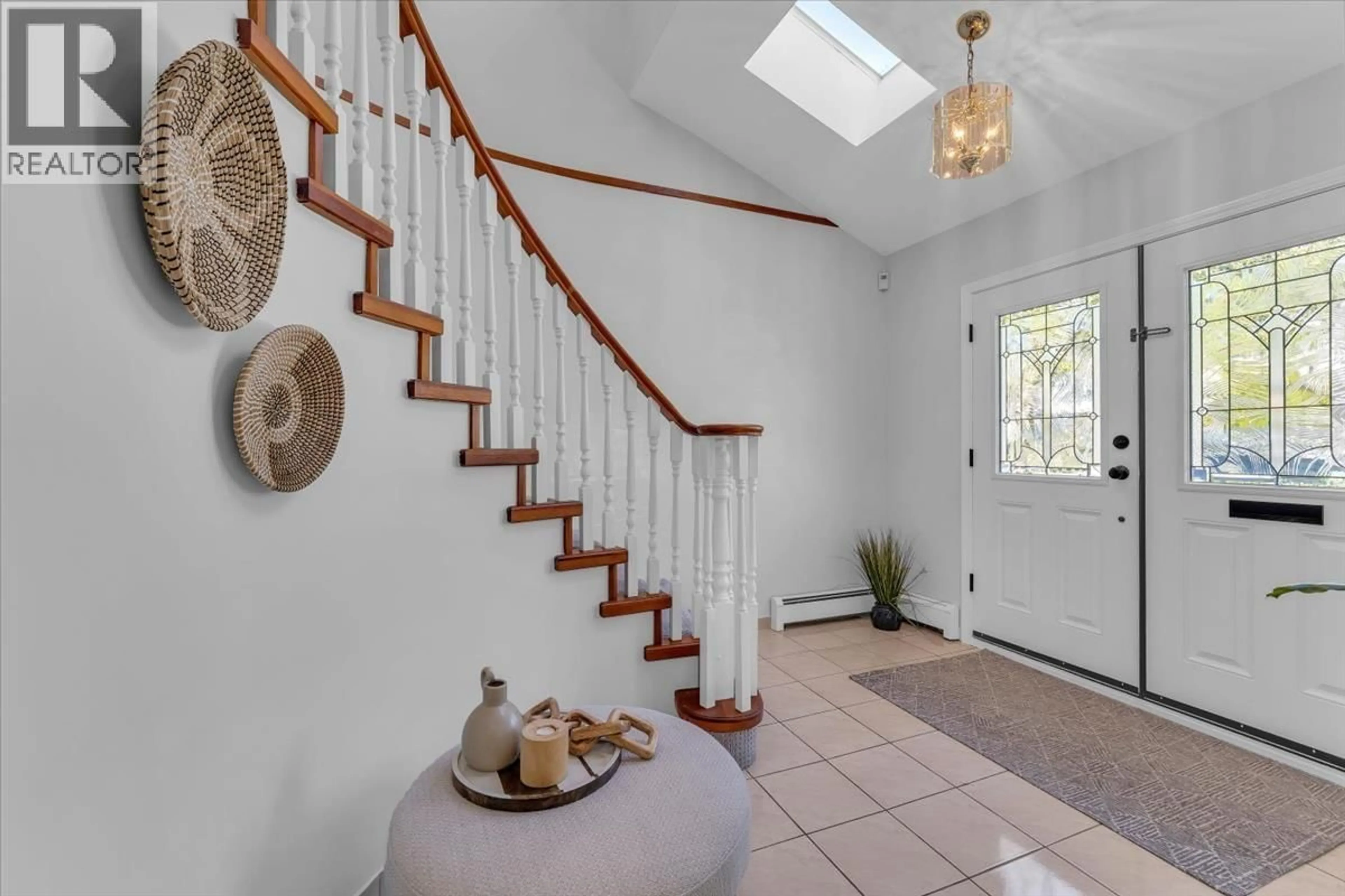 Indoor entryway for 770 61ST AVENUE, Vancouver British Columbia V5X2C2