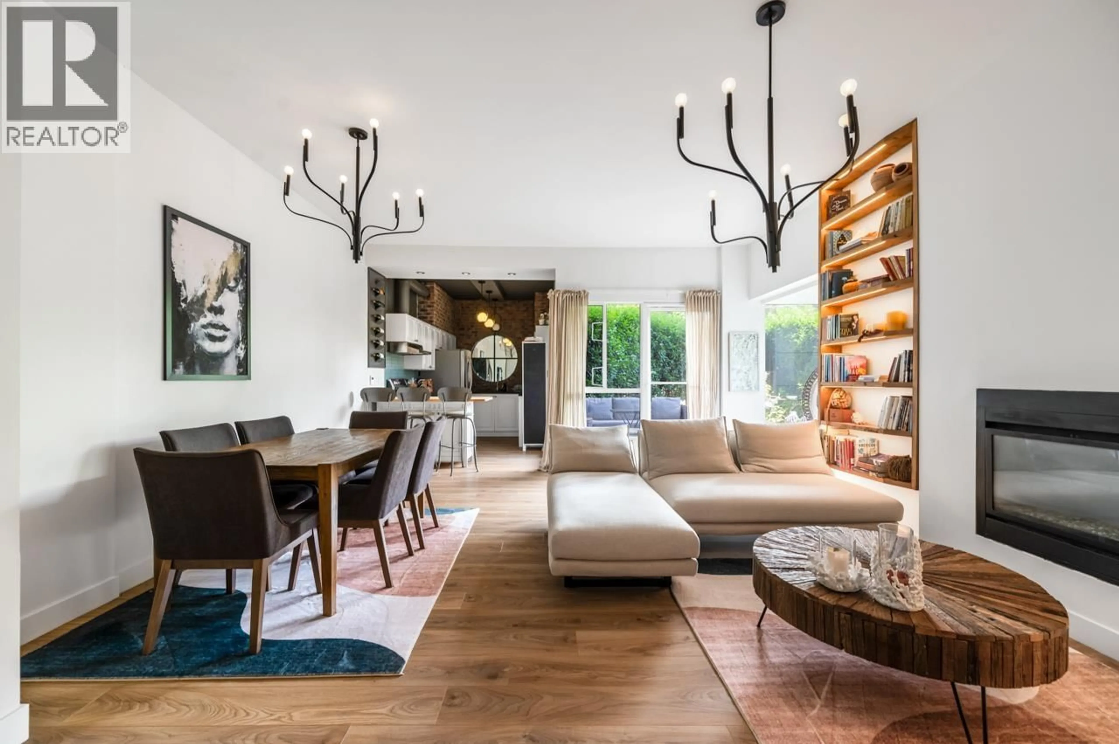 Living room with furniture, unknown for 102 - 410 CARNARVON STREET, New Westminster British Columbia V3L5N9