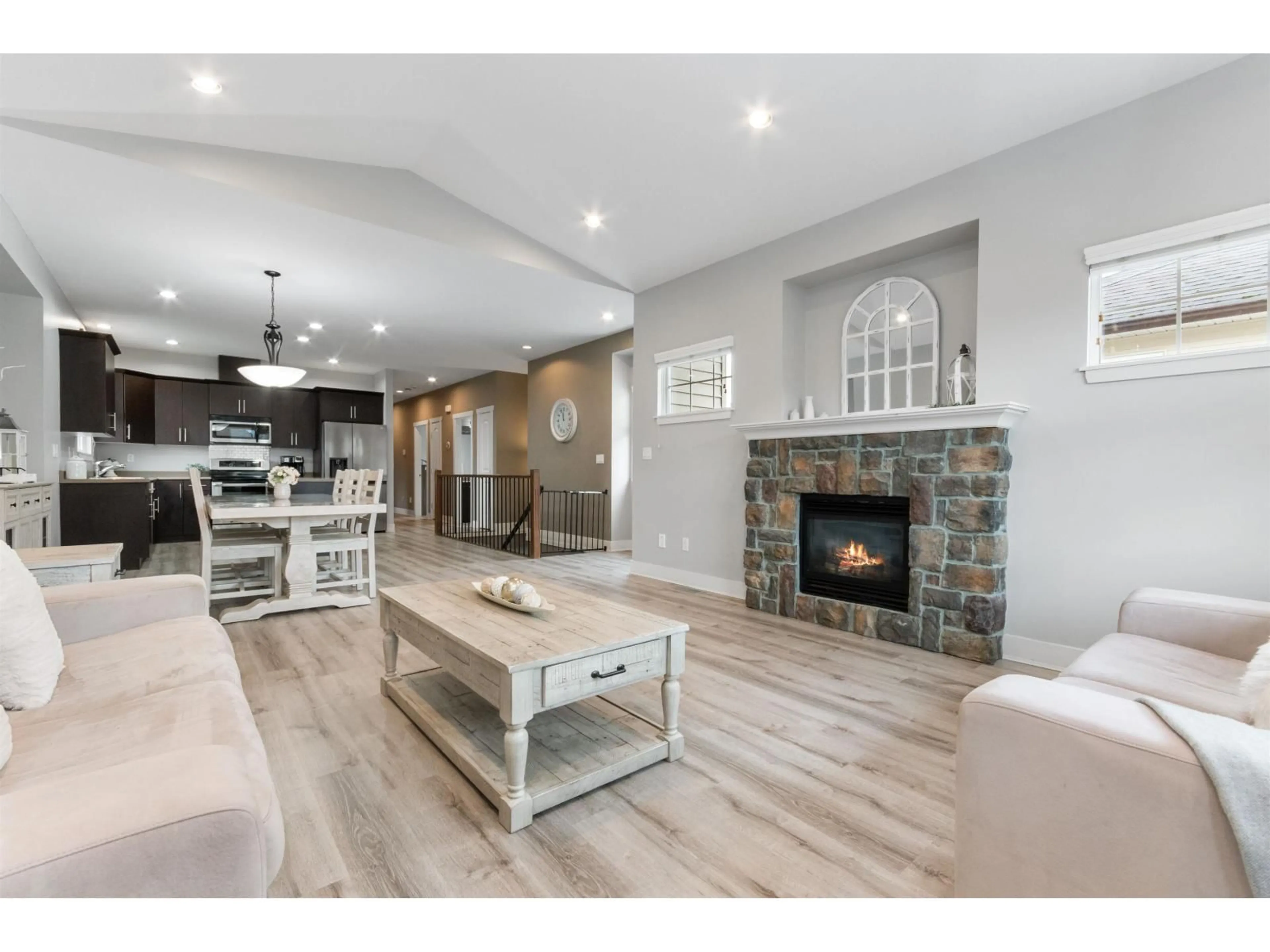 Open concept kitchen, unknown for 2 - 46238 STRATHCONA ROAD, Chilliwack British Columbia V2P3T2