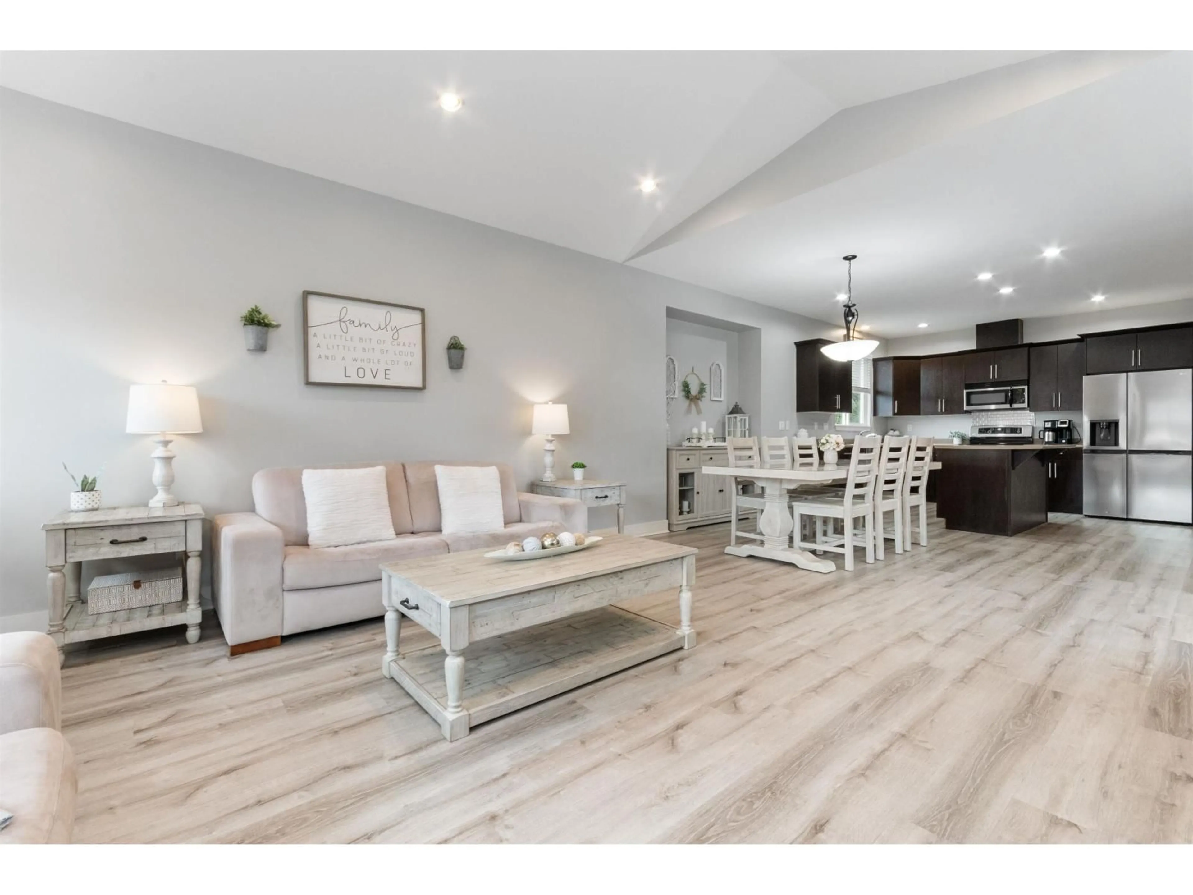 Open concept kitchen, wood/laminate floor for 2 - 46238 STRATHCONA ROAD, Chilliwack British Columbia V2P3T2