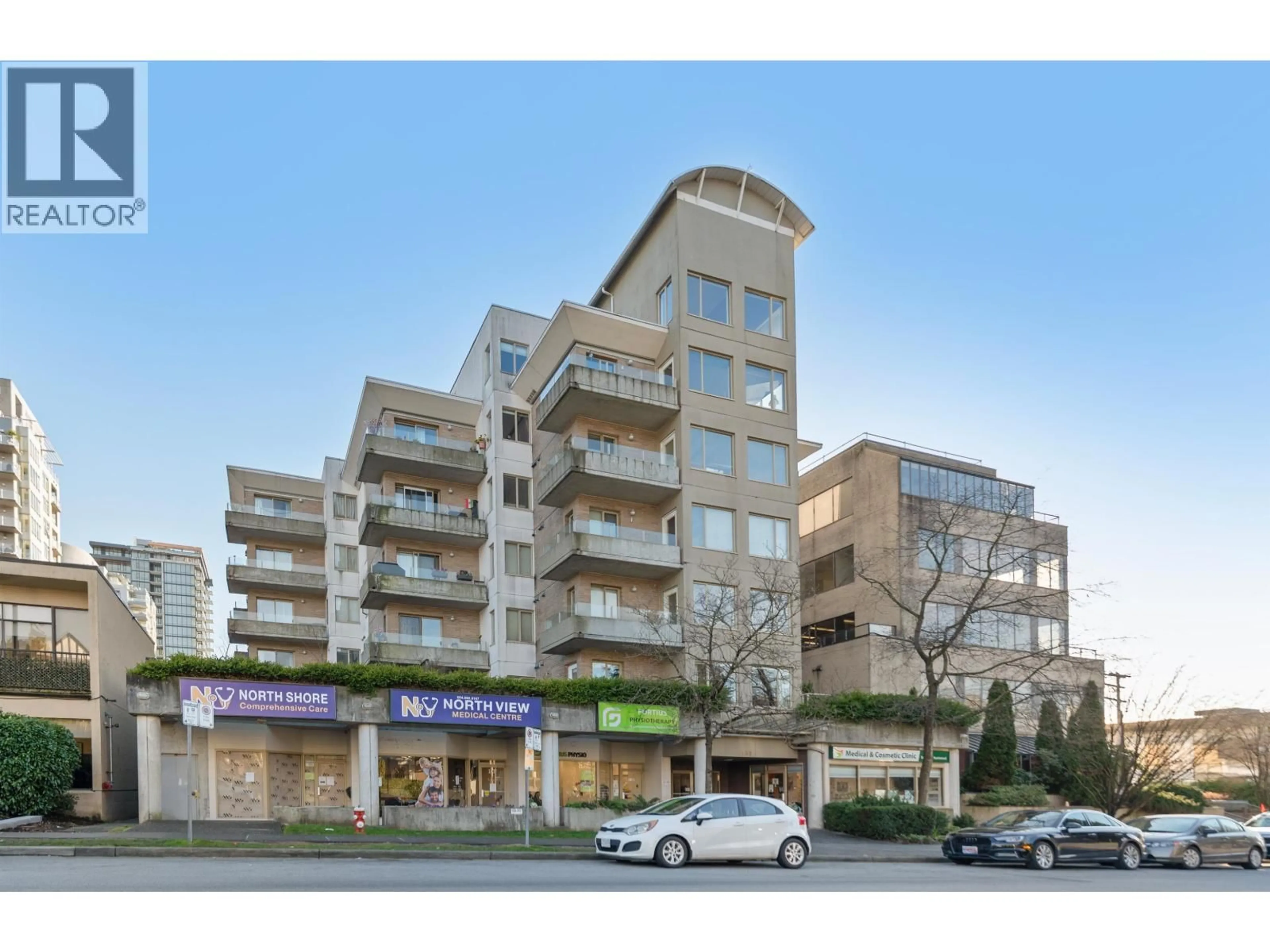 Unknown for 304 - 137 17TH STREET, North Vancouver British Columbia V7M1V5