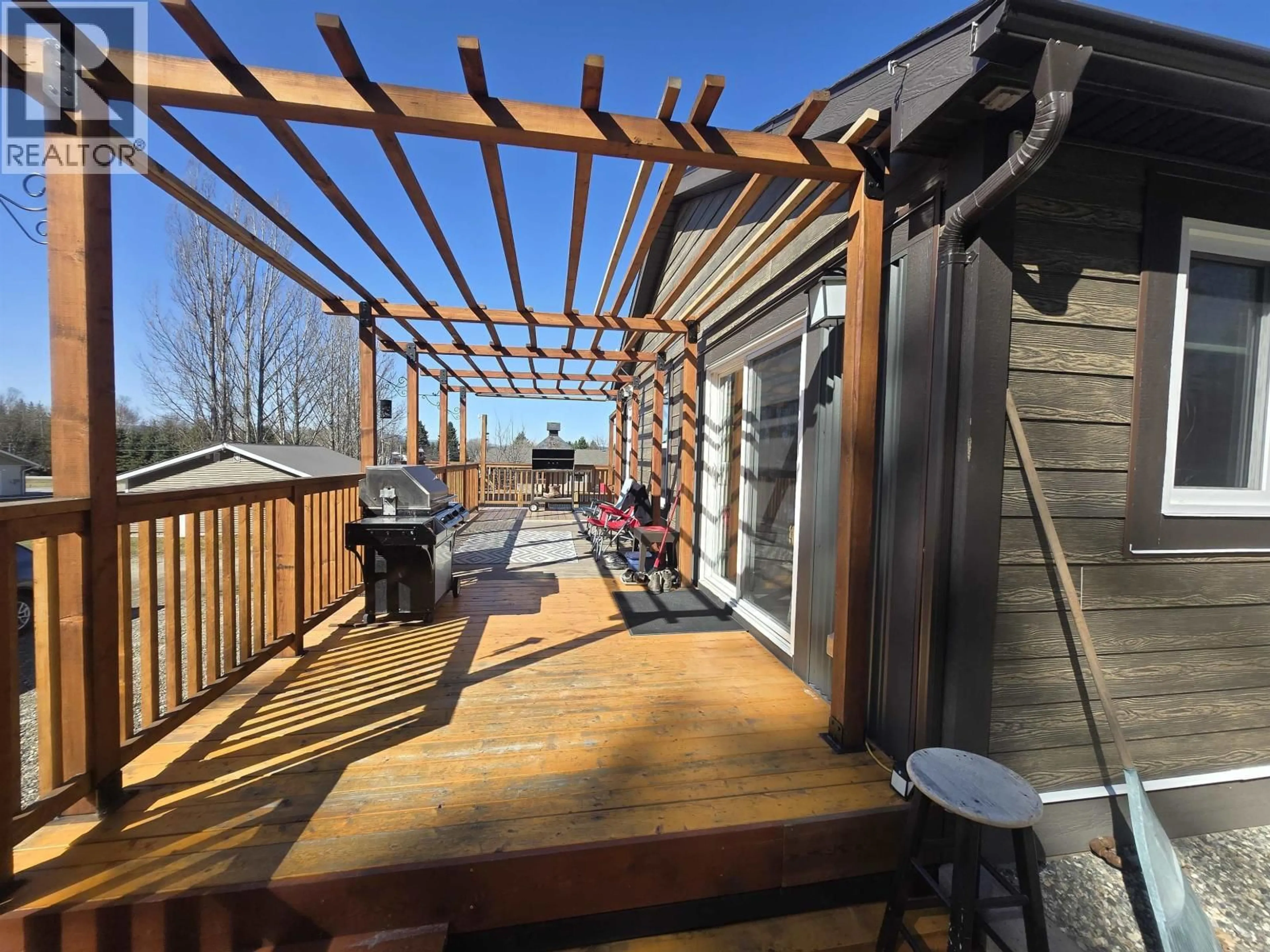 Patio, unknown for 2531 DUCK ROAD, Quesnel British Columbia V2J4R1