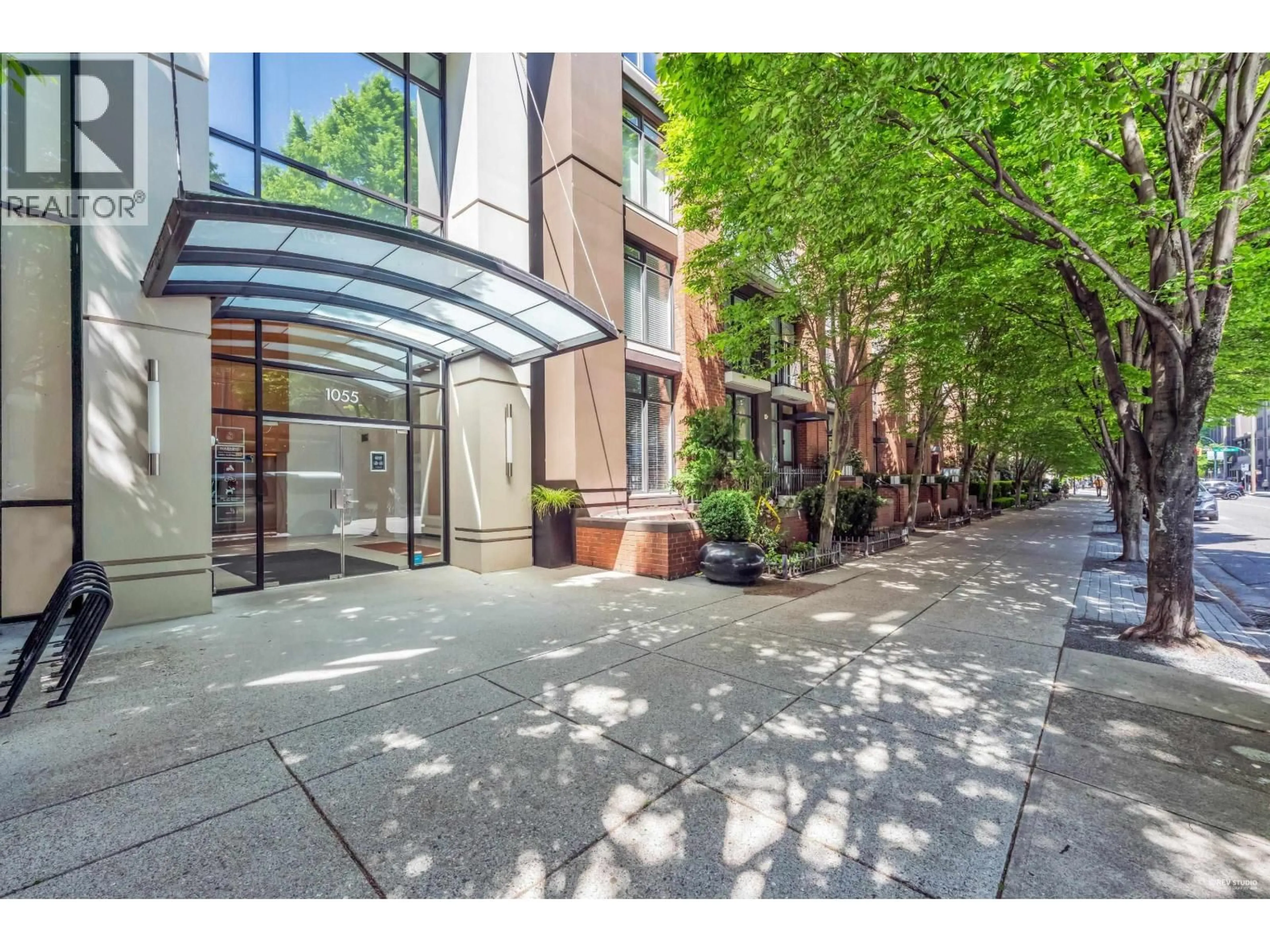 Unknown for 605 - 1055 HOMER STREET, Vancouver British Columbia V6B1G3