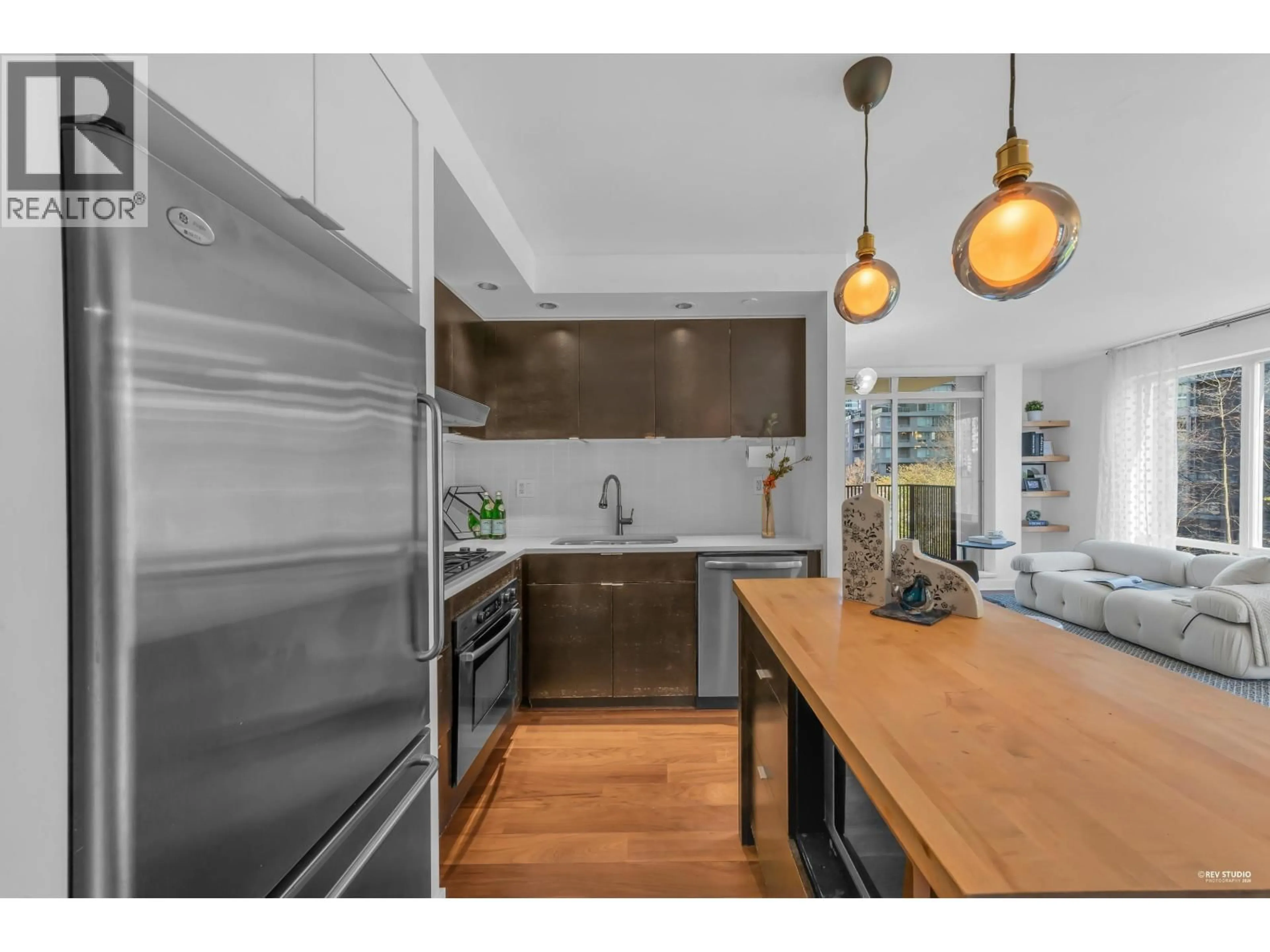 Open concept kitchen, unknown for 605 - 1055 HOMER STREET, Vancouver British Columbia V6B1G3