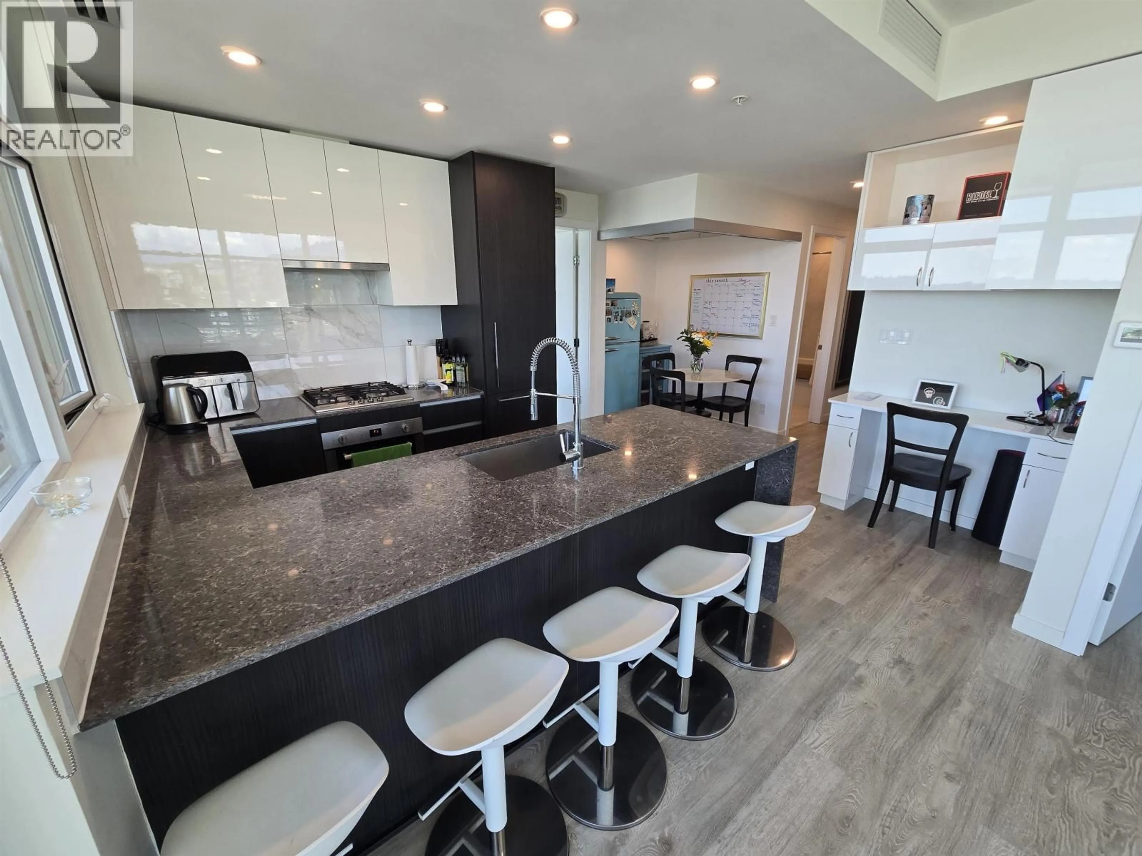 Contemporary kitchen, ceramic/tile floor for 1705 - 5311 GORING STREET, Burnaby British Columbia V5B0B5