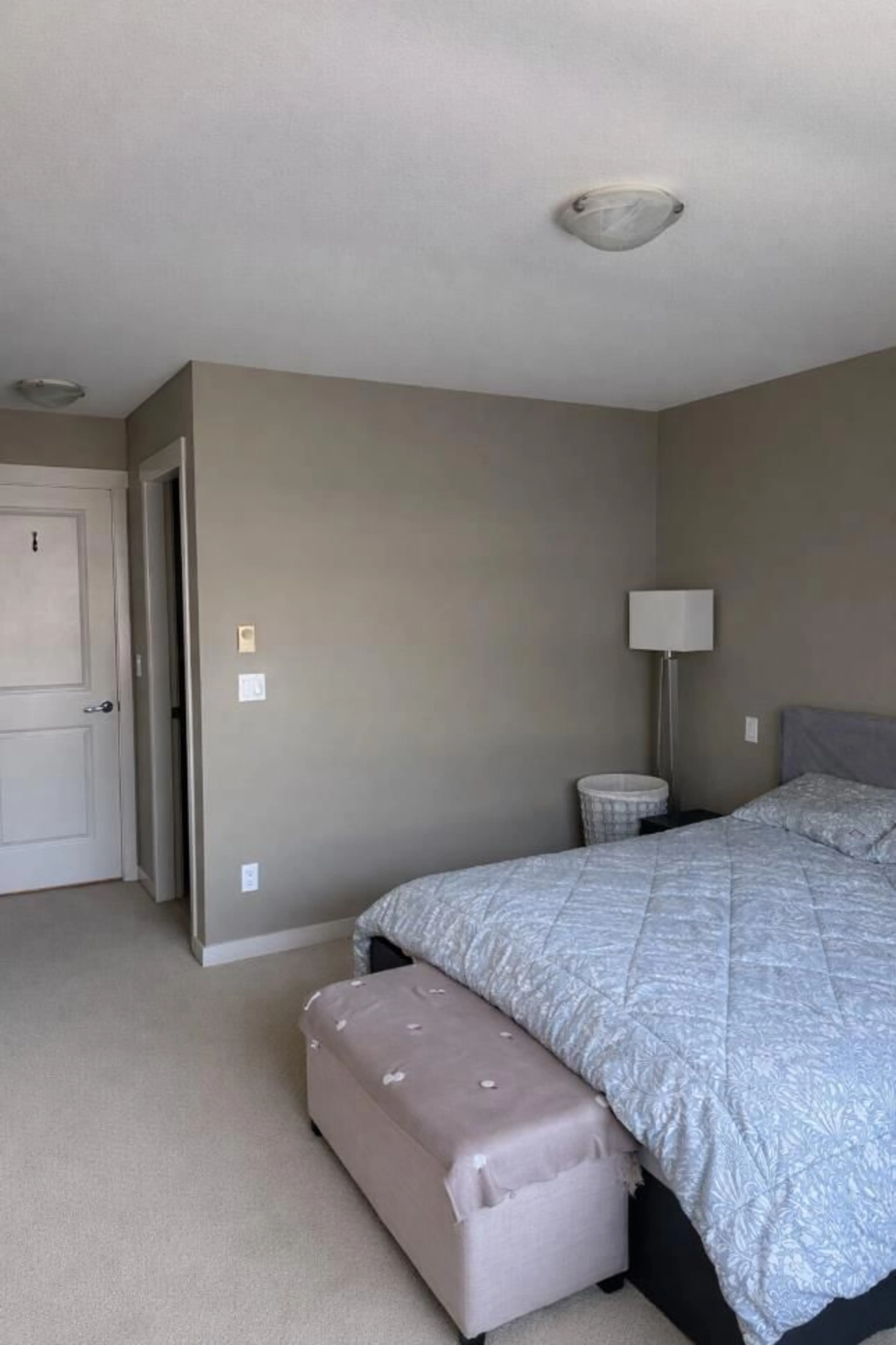 A pic of a room for 40 - 2979 156 STREET, Surrey British Columbia V3Z8V8