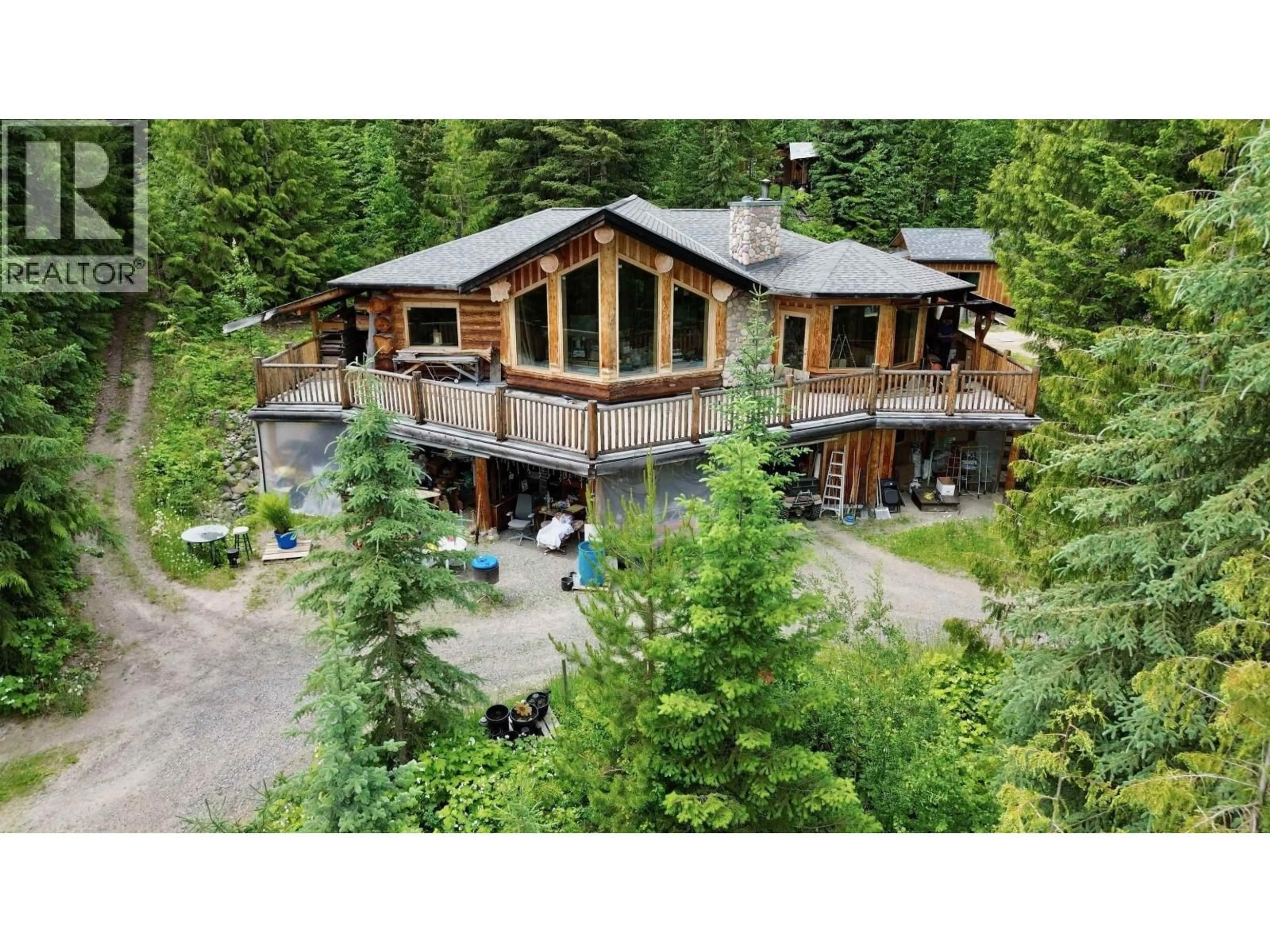 A pic from outside/outdoor area/front of a property/back of a property/a pic from drone, unknown for 3561 CANIM-HENDRIX LAKE ROAD, Canim Lake British Columbia V0K1L0