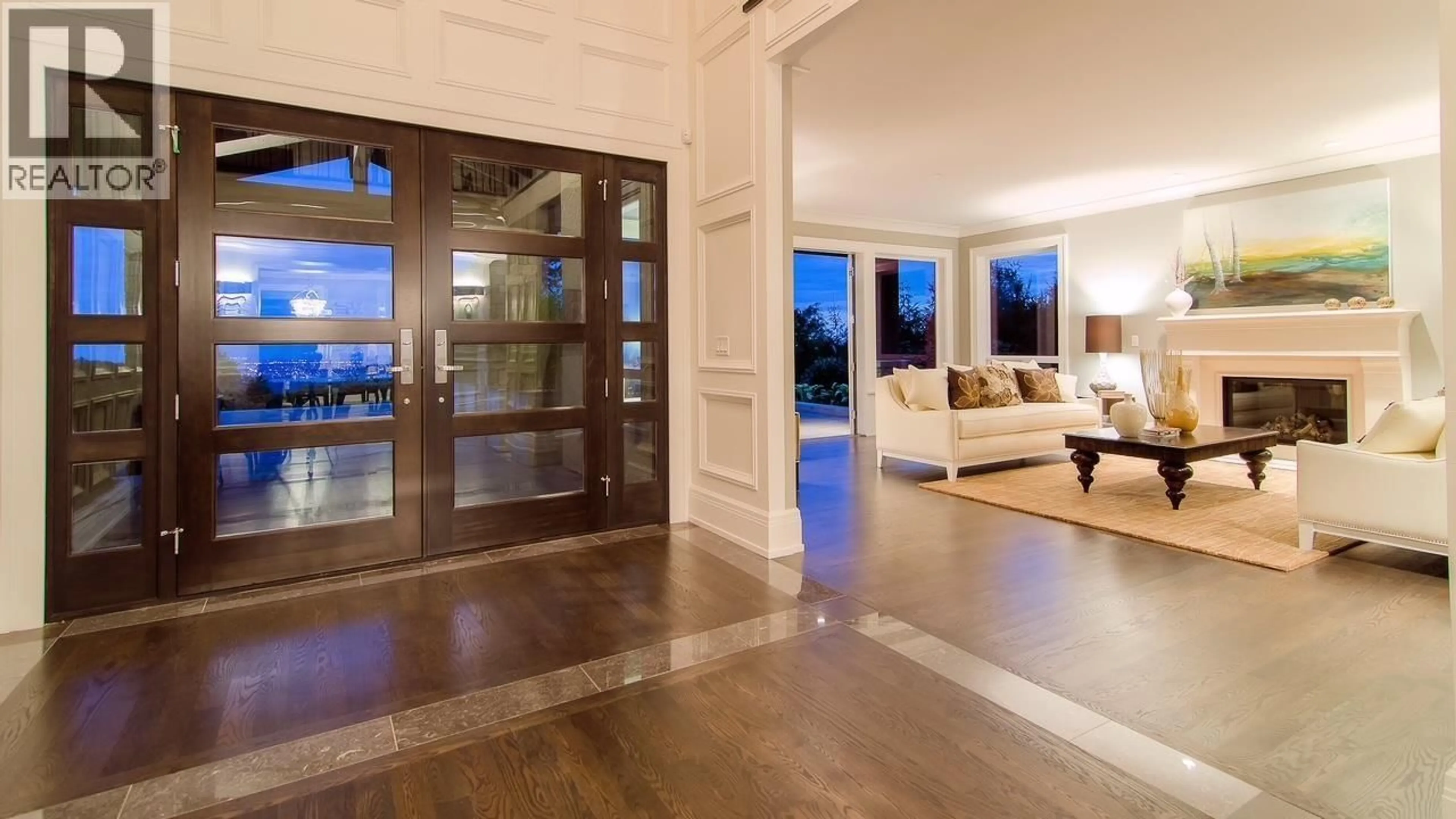 Indoor entryway for 1122 HIGHLAND DRIVE, West Vancouver British Columbia V7S2H4