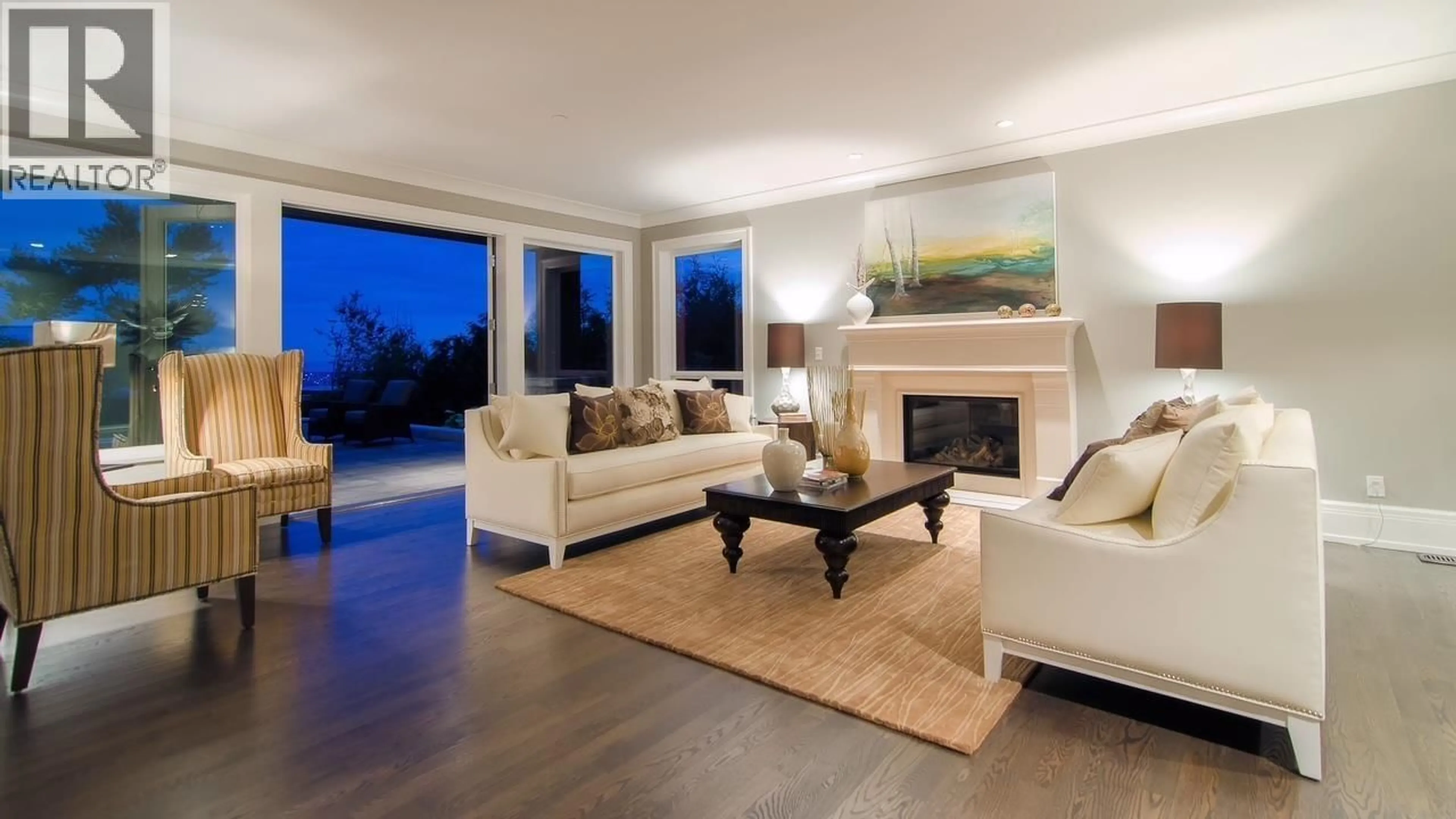 Living room with furniture, wood/laminate floor for 1122 HIGHLAND DRIVE, West Vancouver British Columbia V7S2H4