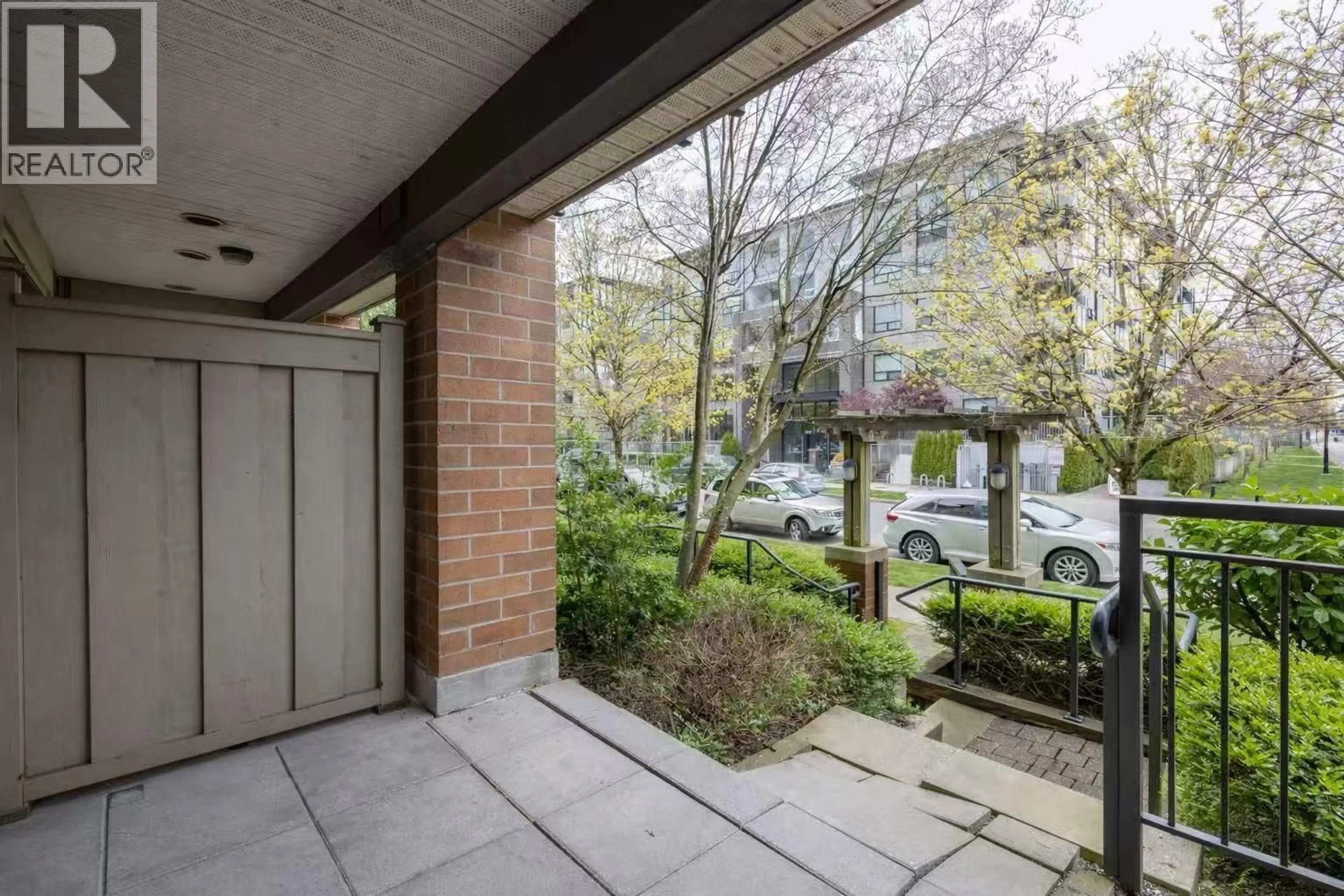 Patio, street for 129 - 9288 ODLIN ROAD, Richmond British Columbia V6X0C3