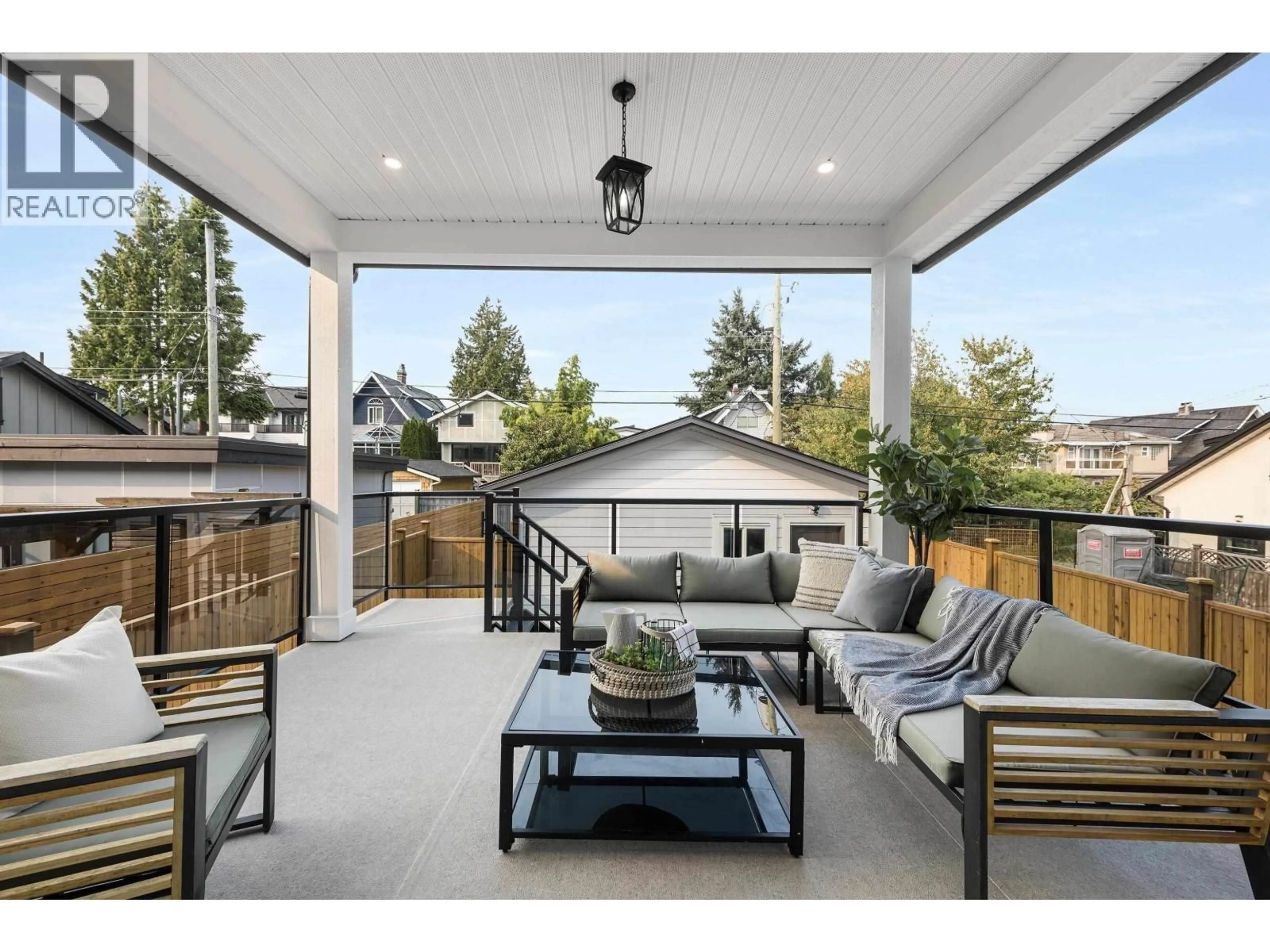 Patio, mountain view for 2743 MCGILL STREET, Vancouver British Columbia V5K1H4