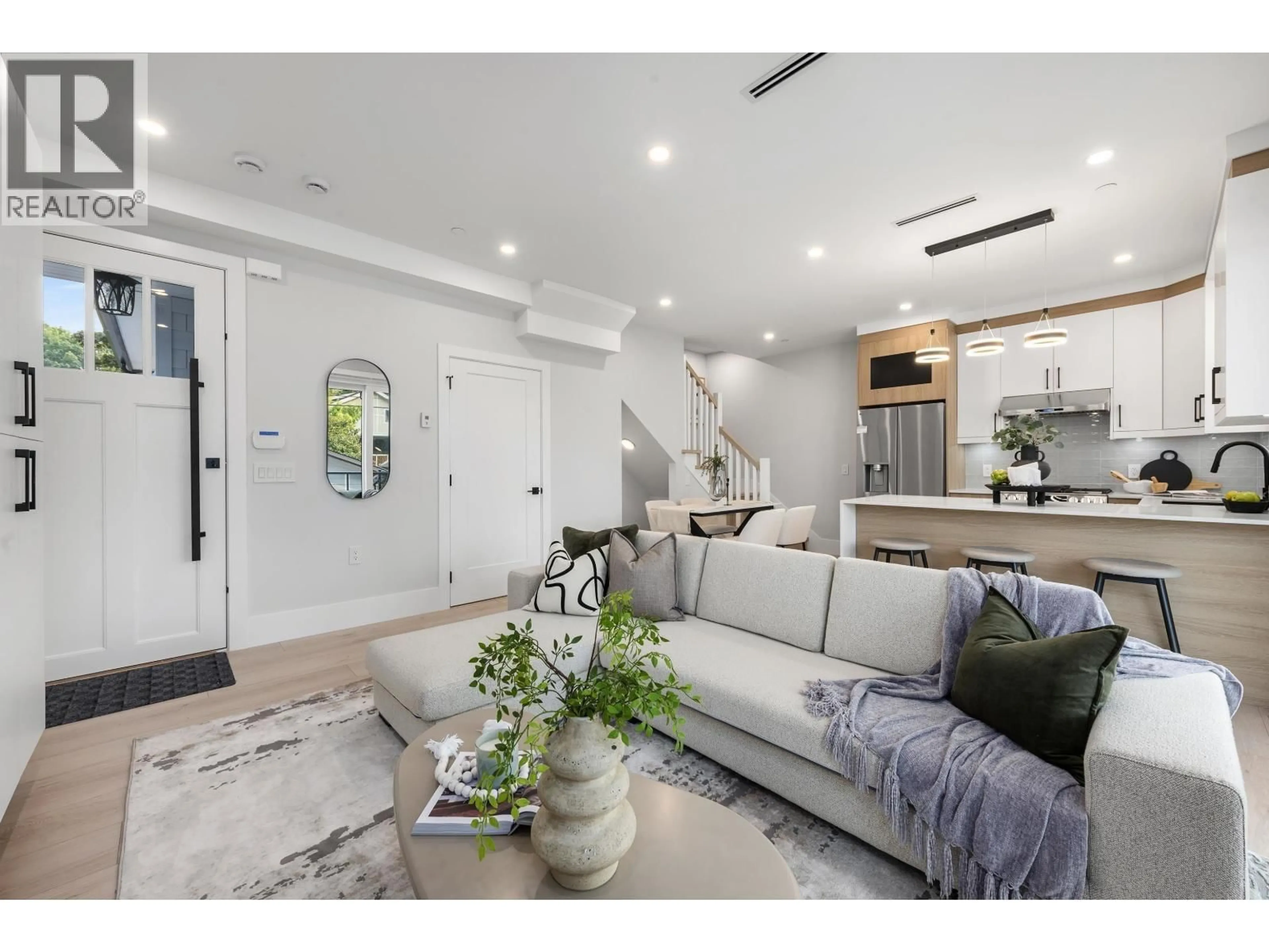 Living room with furniture, unknown for 2743 MCGILL STREET, Vancouver British Columbia V5K1H4