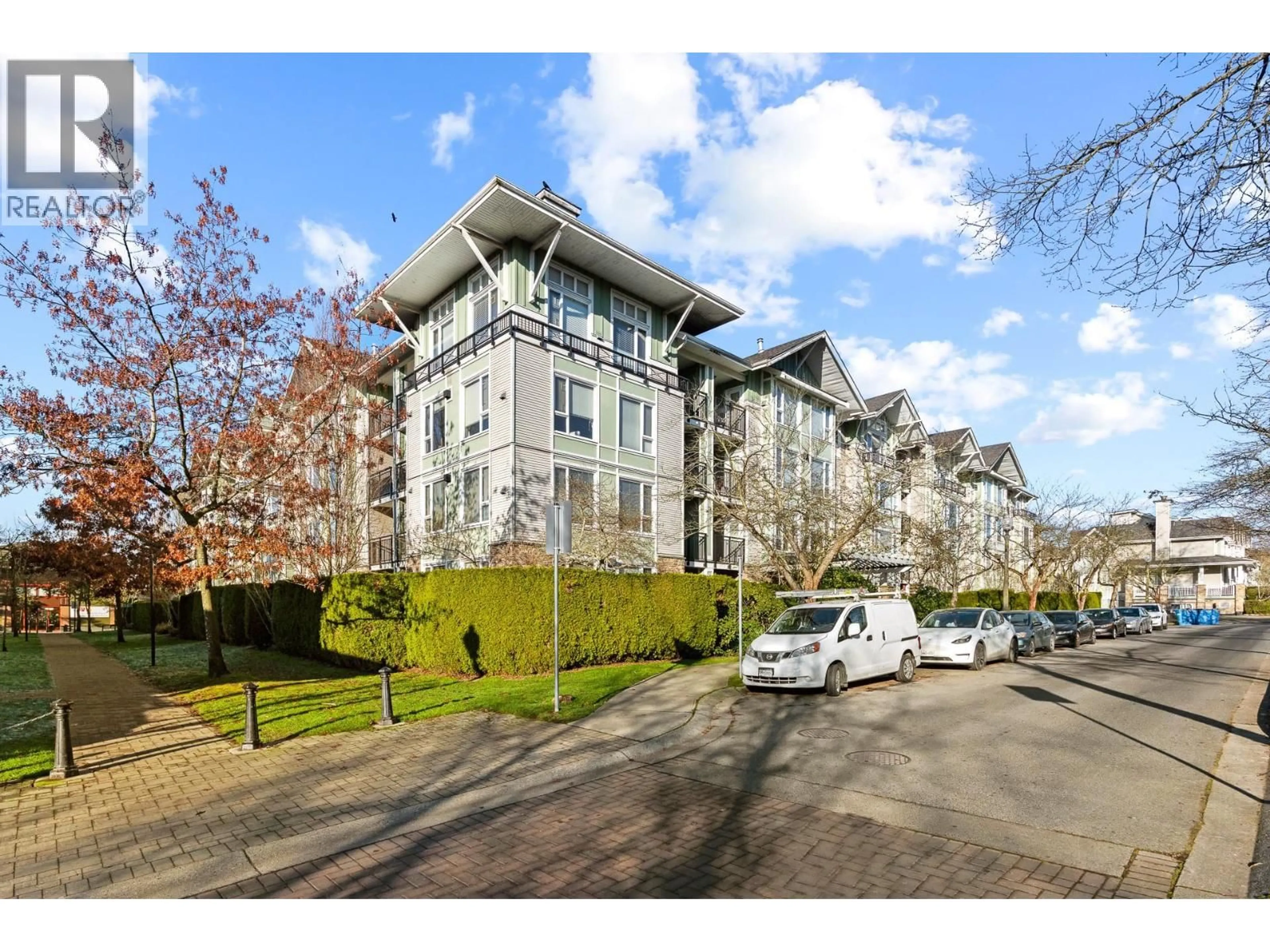 Unknown for 417 - 7089 MONT ROYAL SQUARE, Vancouver British Columbia V5S4W6