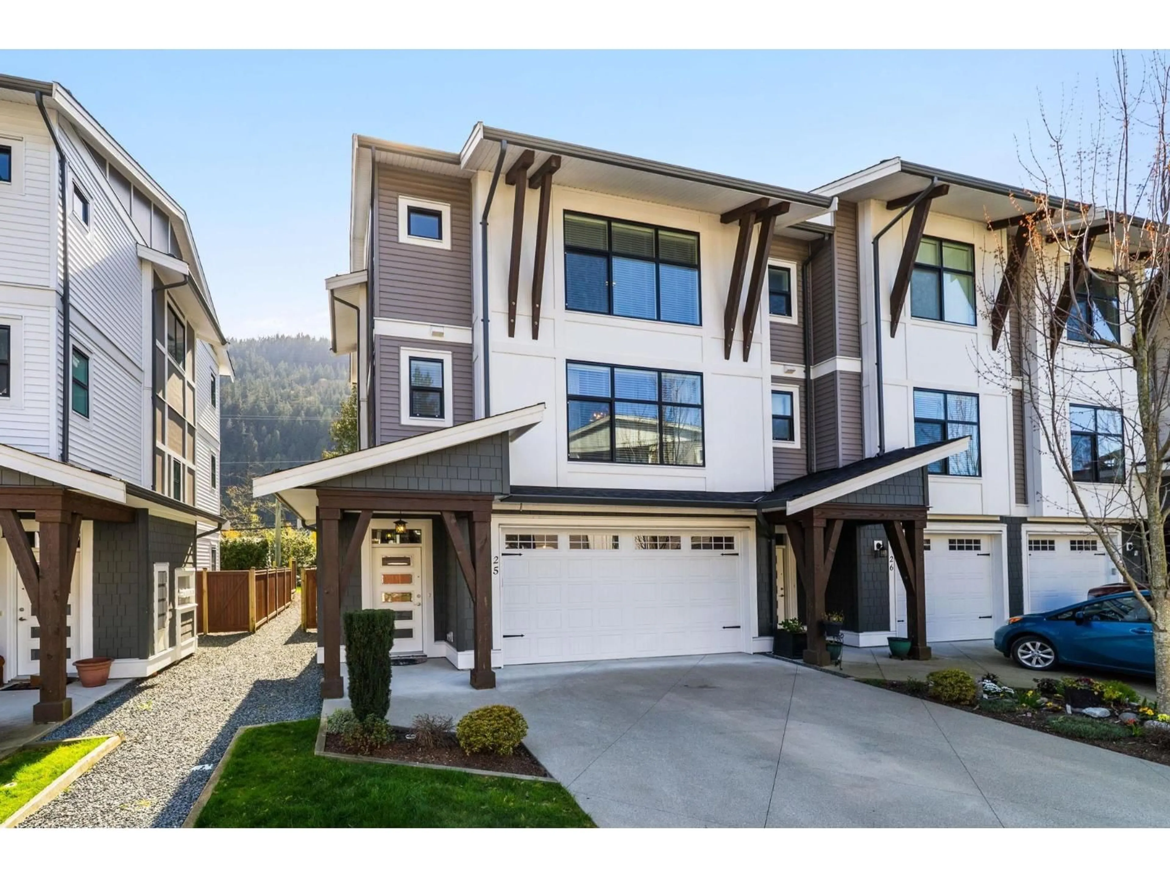 Home with vinyl exterior material, mountain view for 25 - 386 PINE AVENUE, Harrison Hot Springs British Columbia V0M1K0