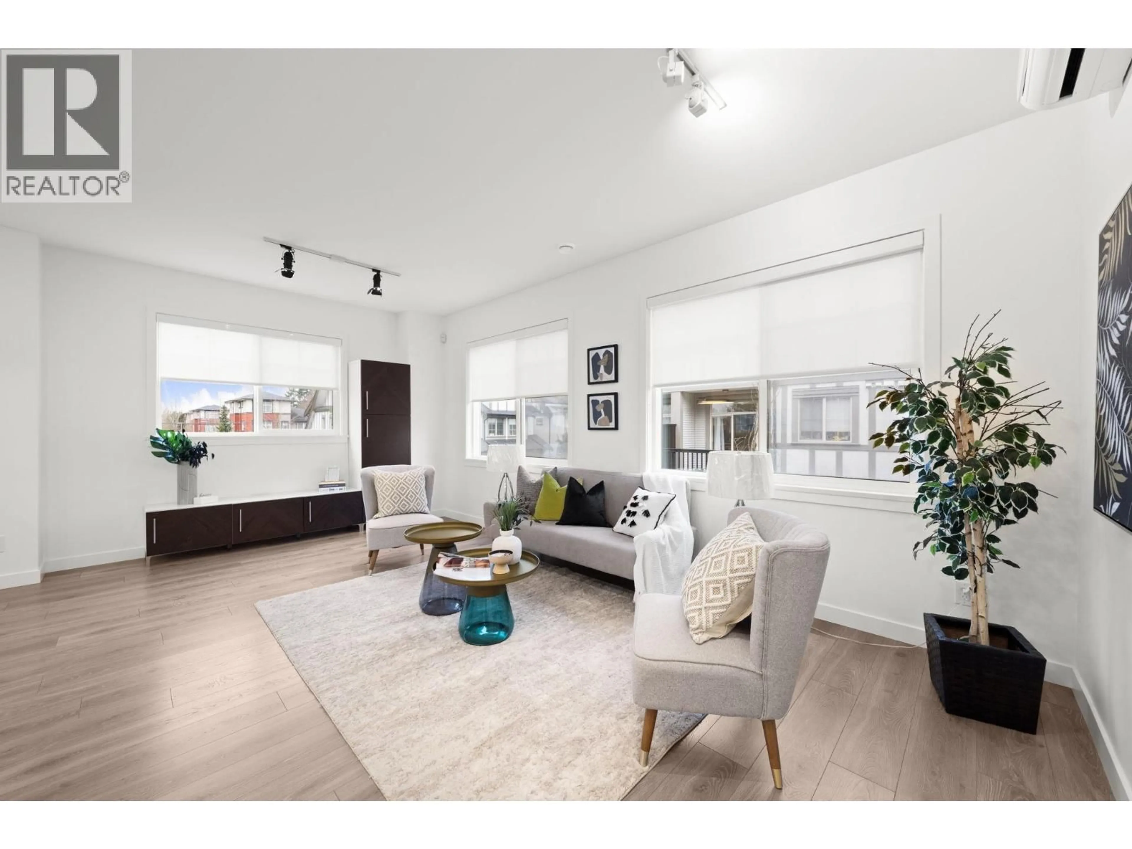 Living room with furniture, unknown for 14 - 7780 BRIDGE STREET, Richmond British Columbia V6Y0L2