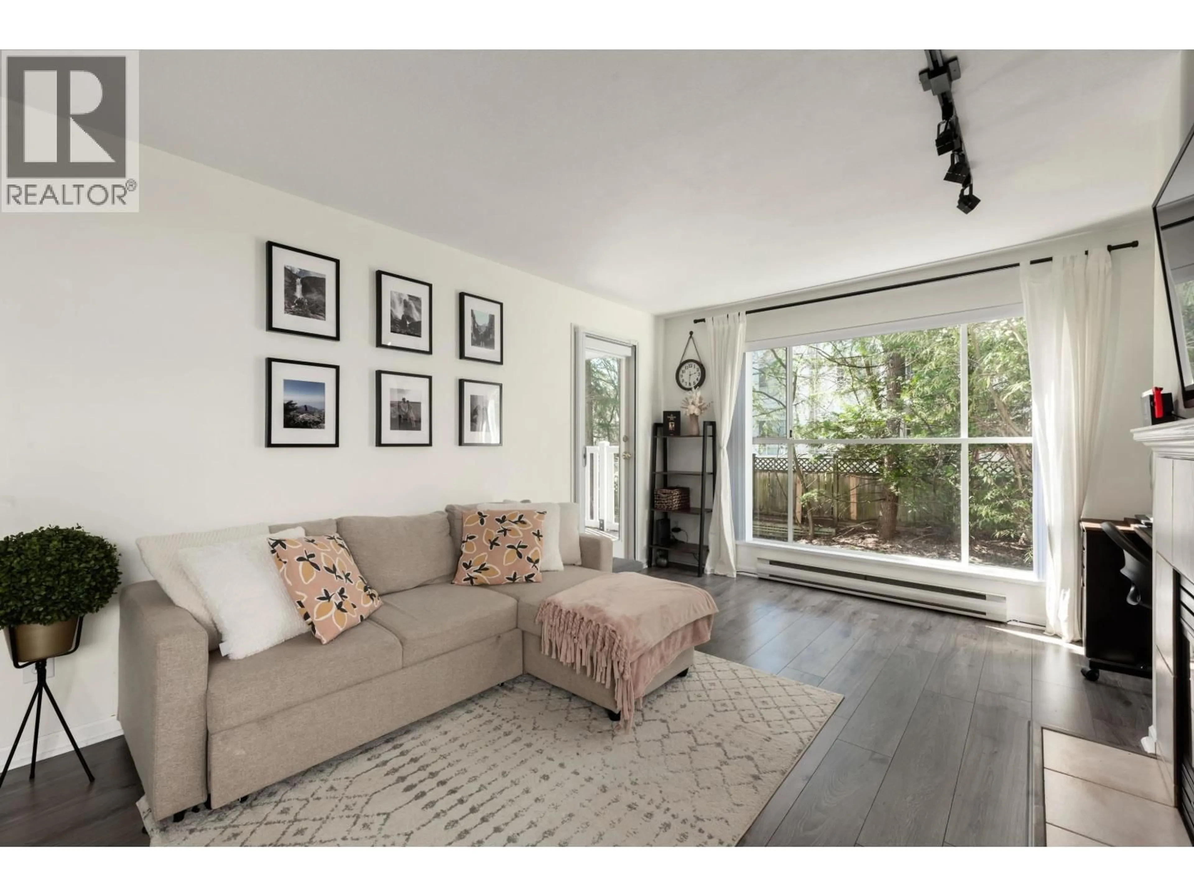 Living room with furniture, unknown for 112 - 8880 JONES ROAD, Richmond British Columbia V6Y3Z1