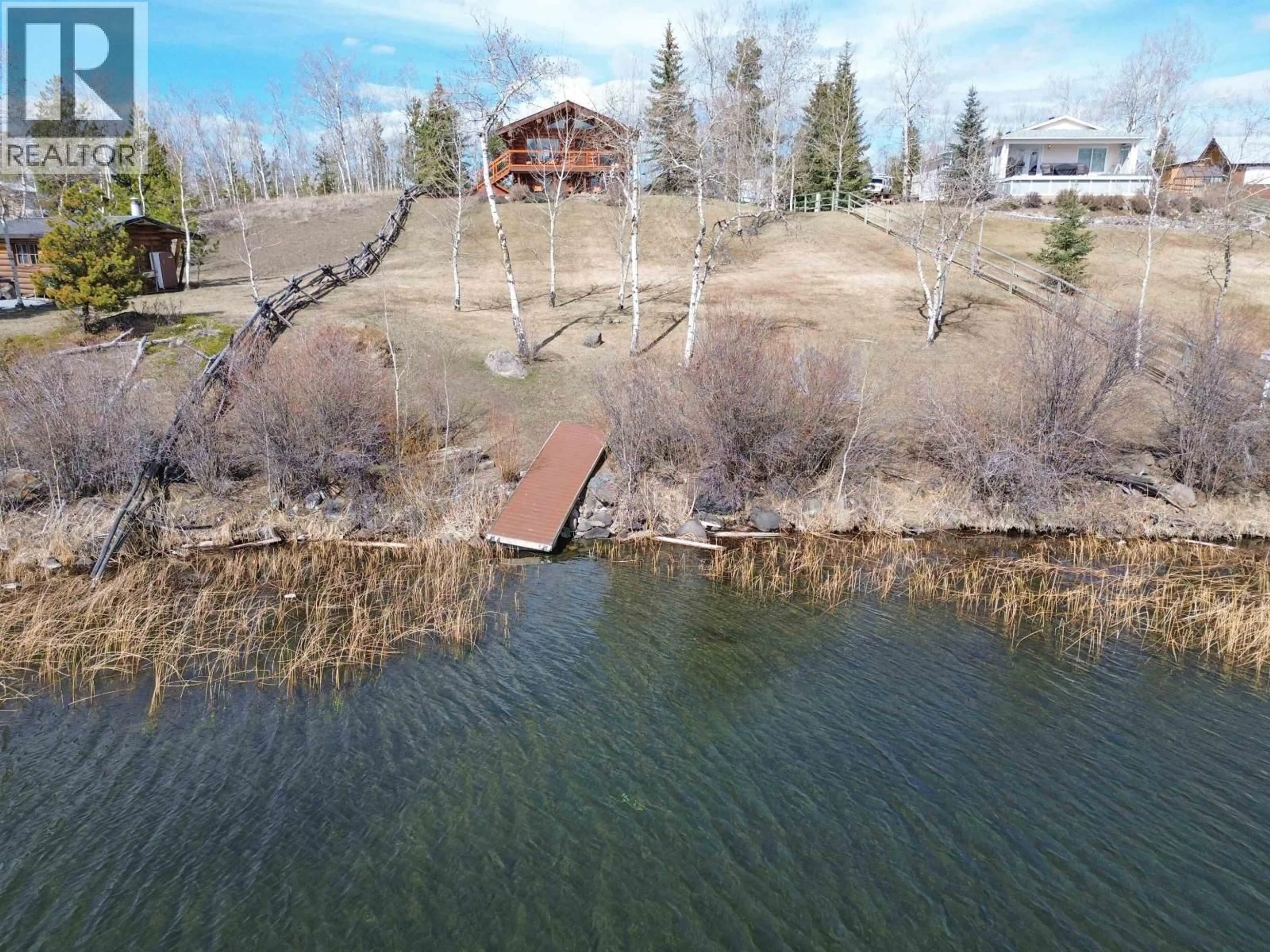 A pic from outside/outdoor area/front of a property/back of a property/a pic from drone, water/lake/river/ocean view for 6176 SMITH WAY, Williams Lake British Columbia V0L1A0