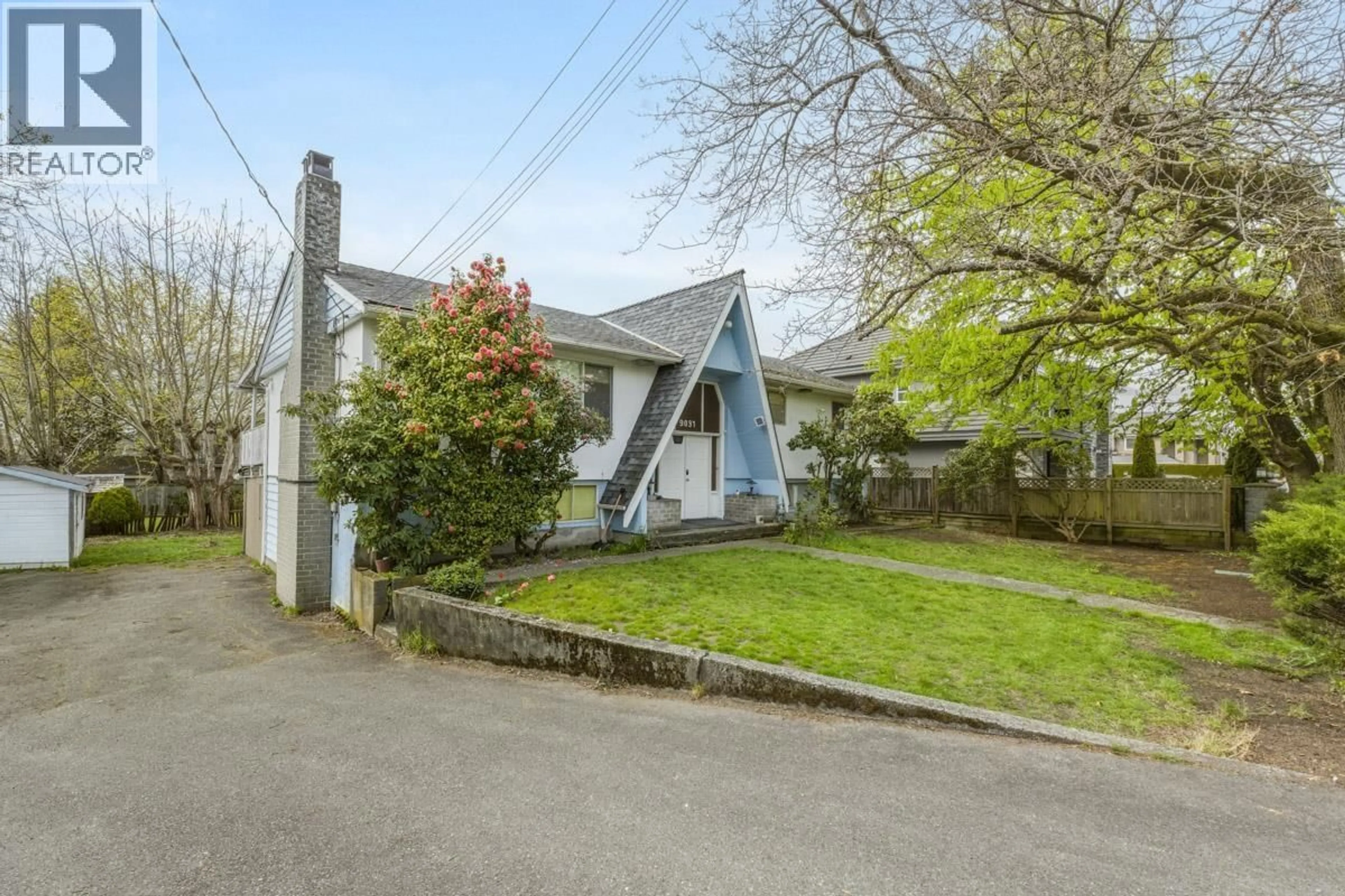 A pic from outside/outdoor area/front of a property/back of a property/a pic from drone, street for 9031 NO. 2 ROAD, Richmond British Columbia V7E2C6