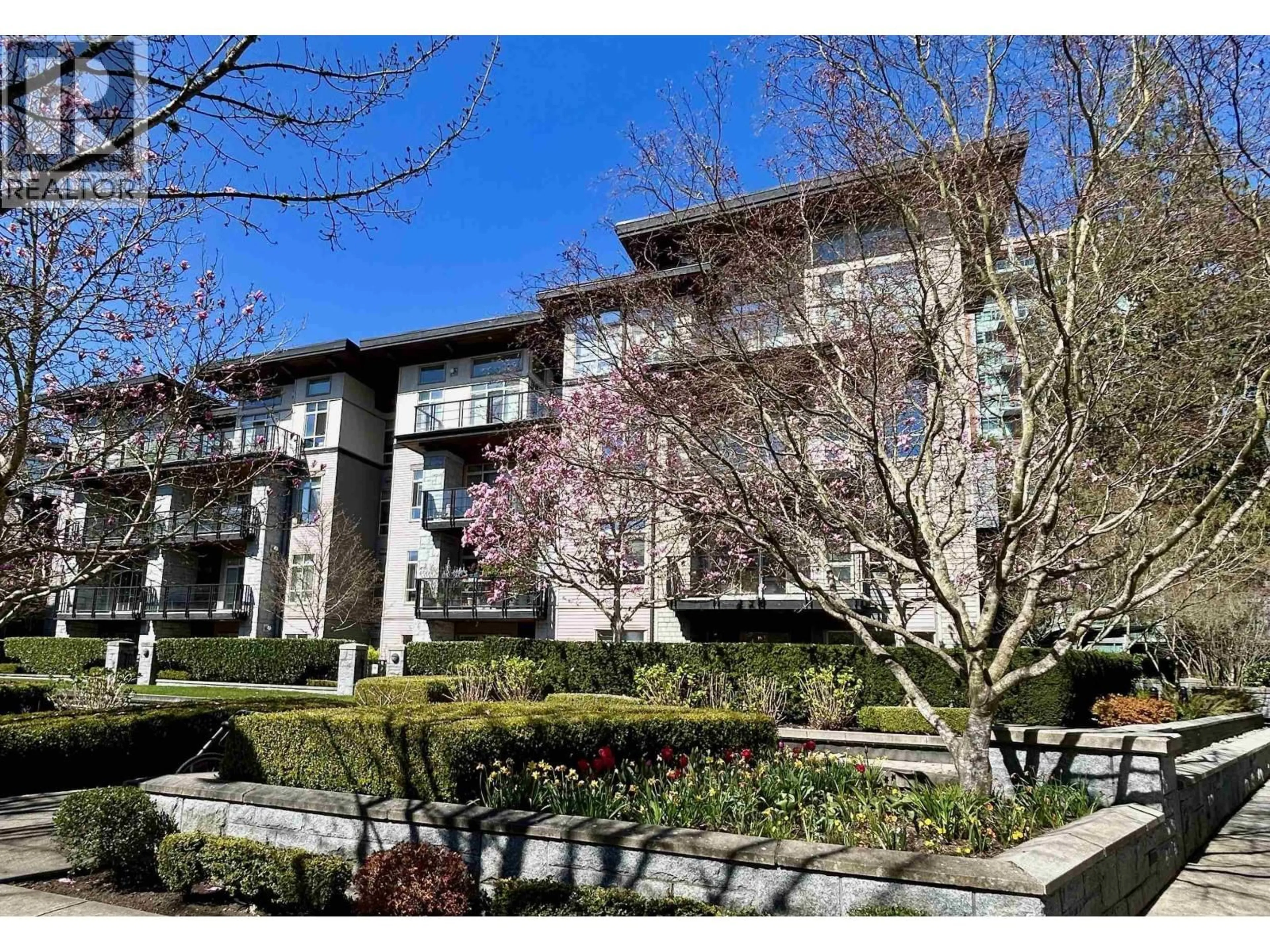 Patio, building for 128 - 5777 BIRNEY AVENUE, Vancouver British Columbia V6S0A4