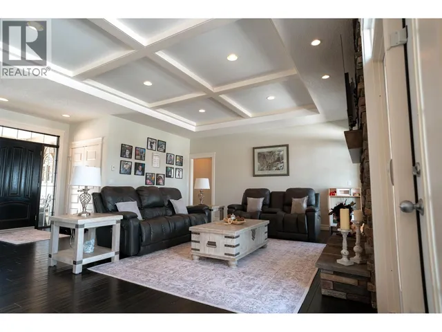 13816 CARDINAL ROAD, Charlie Lake 4