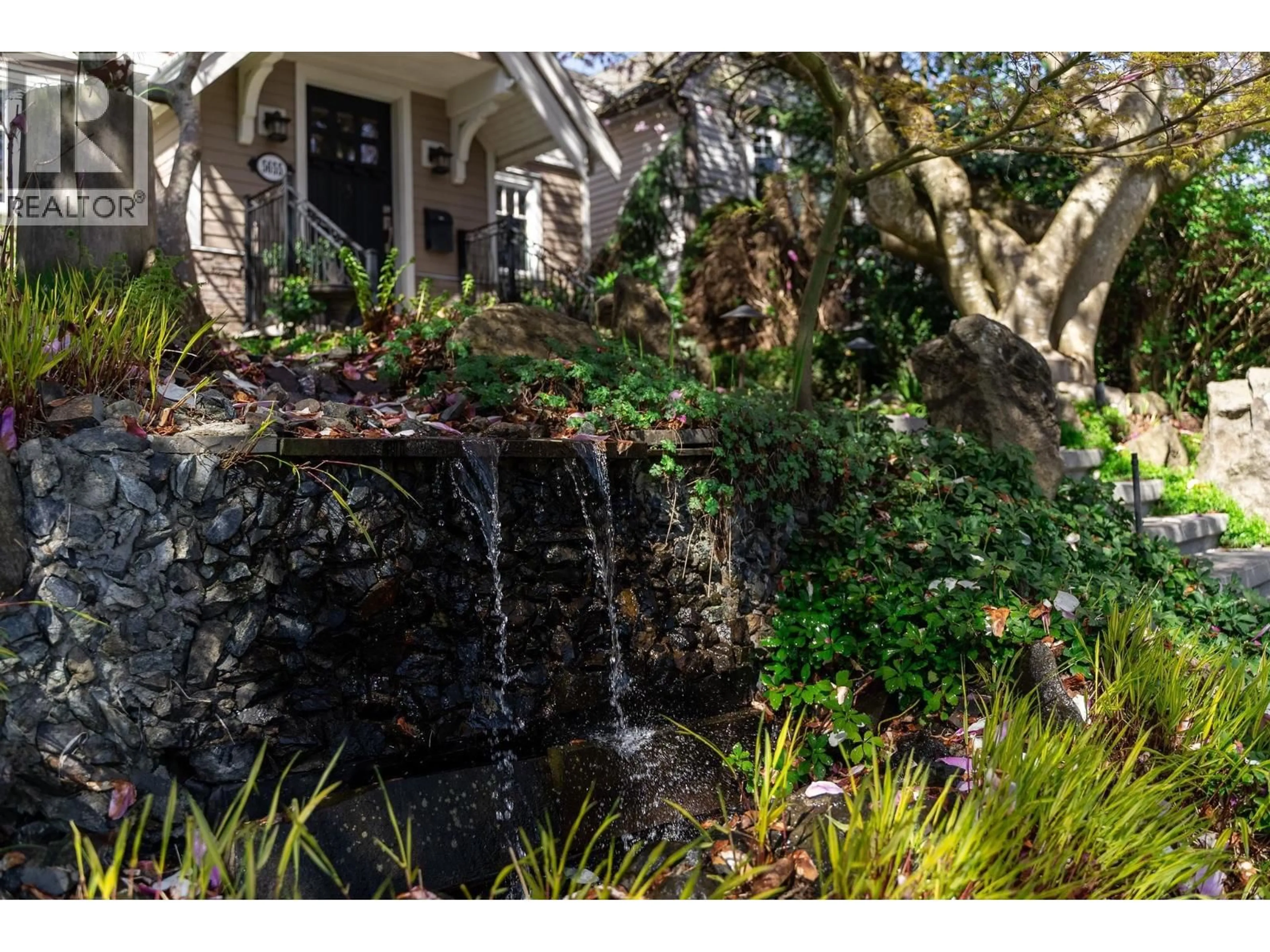 Unknown for 5655 ONTARIO STREET, Vancouver British Columbia V5W2L2