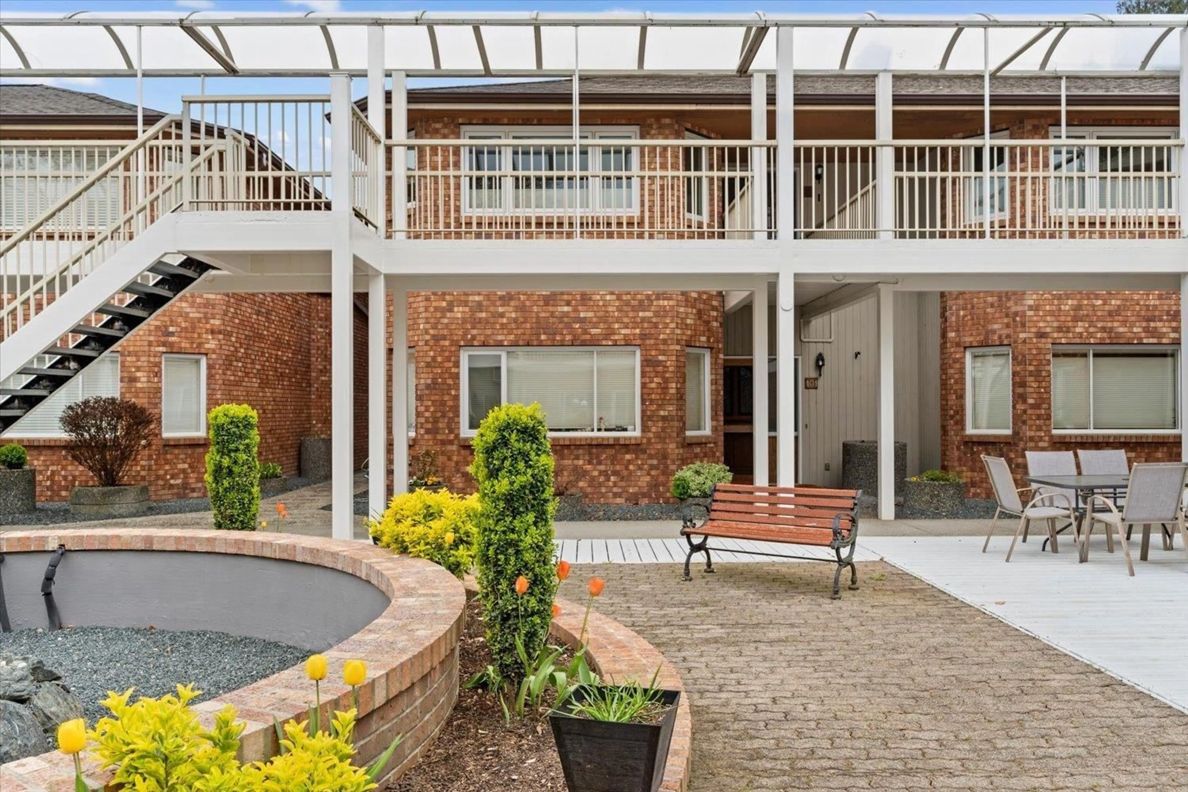 Patio, street for 201 - 7001 EDEN DRIVE, Chilliwack British Columbia V2R3T1