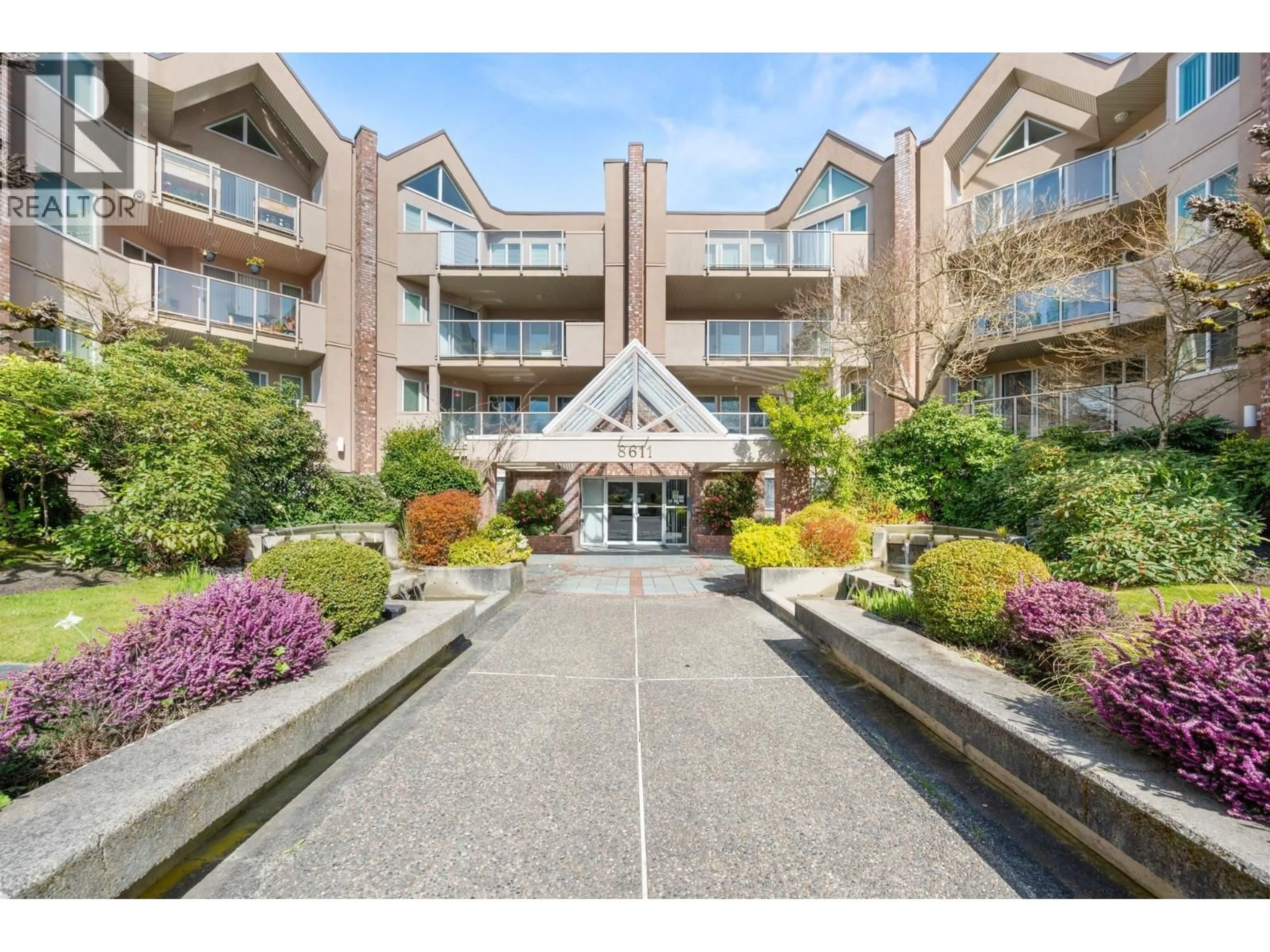 Indoor foyer for 260 - 8611 ACKROYD ROAD, Richmond British Columbia V6X3P4