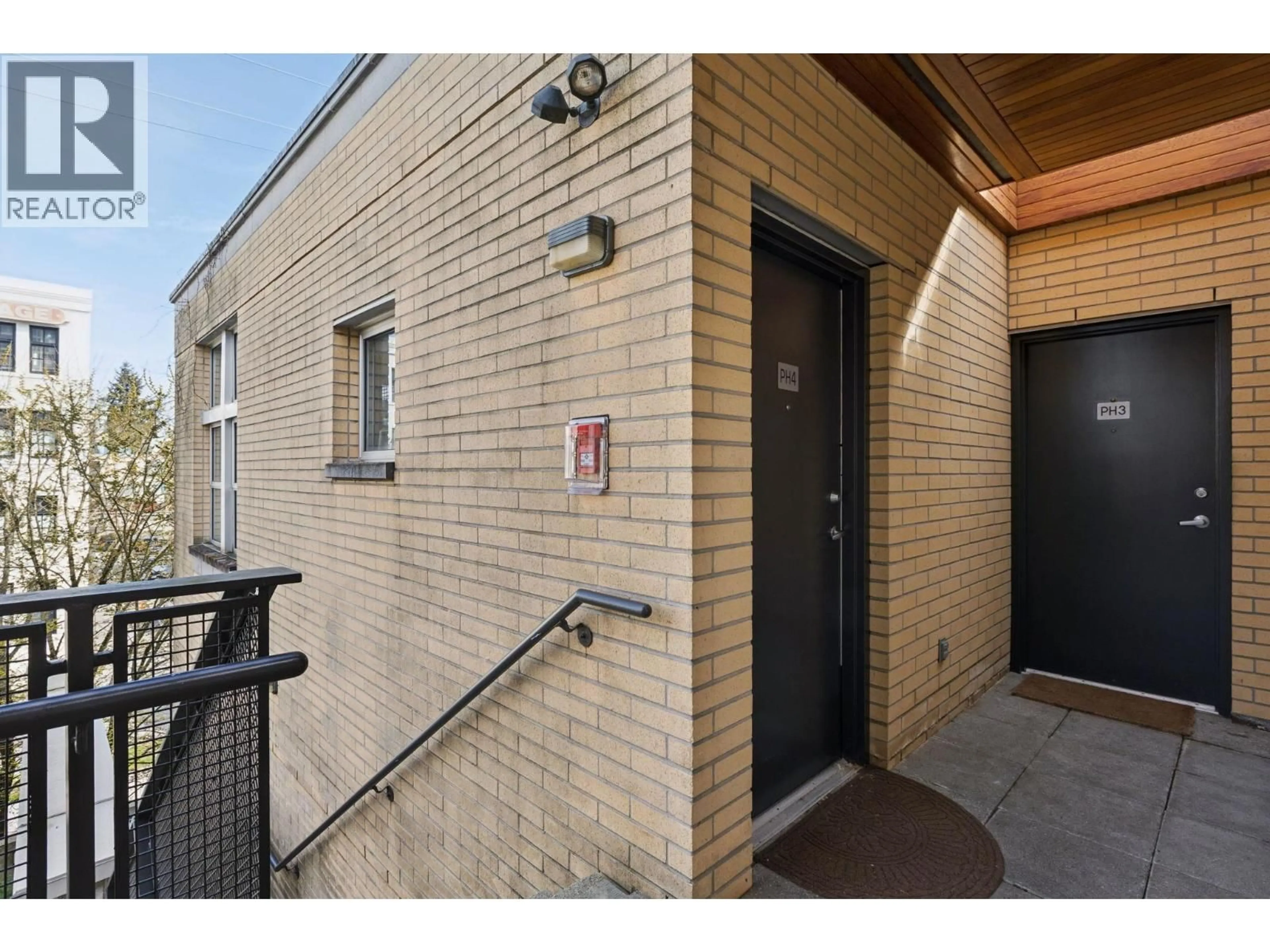 Unknown for PH4 - 2088 11TH AVENUE, Vancouver British Columbia V6J2C9