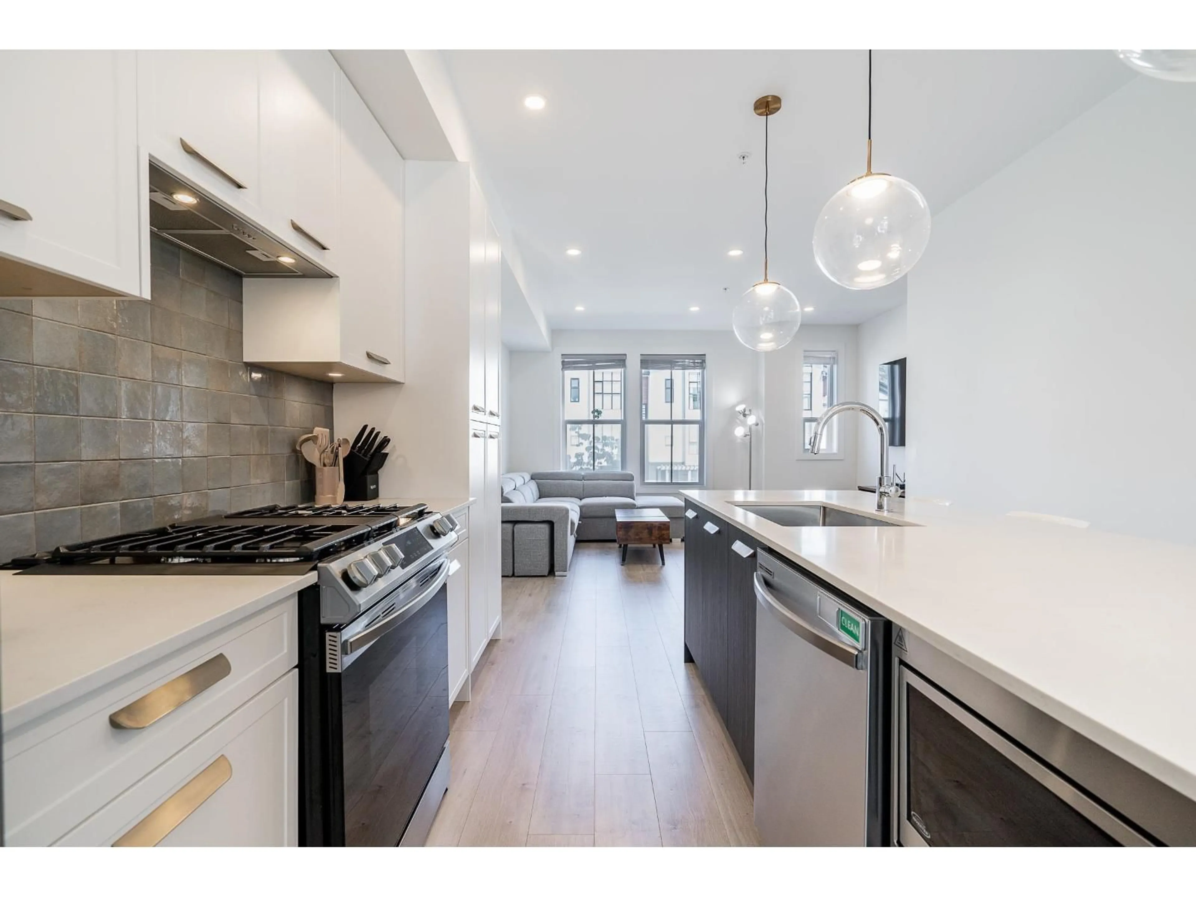 Open concept kitchen, unknown for 45 - 20680 76B AVENUE, Langley British Columbia V2Y4L2