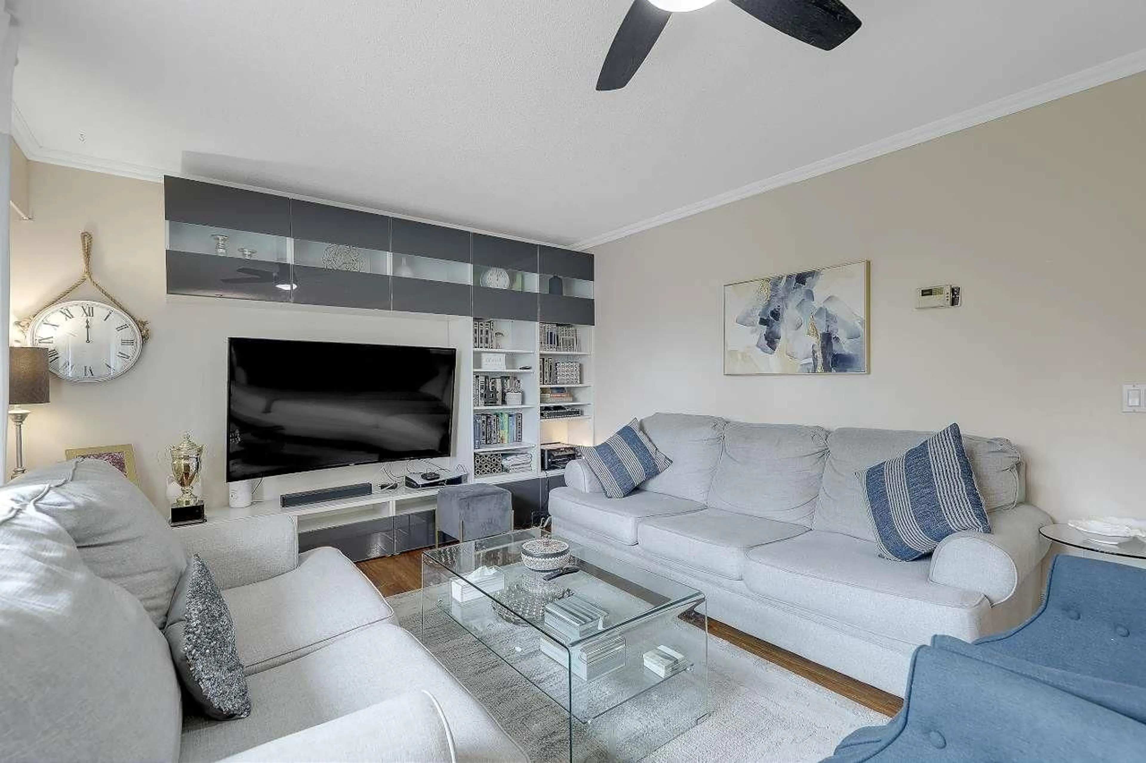 Living room with furniture, unknown for 9467 118 STREET, Delta British Columbia V4C6J3