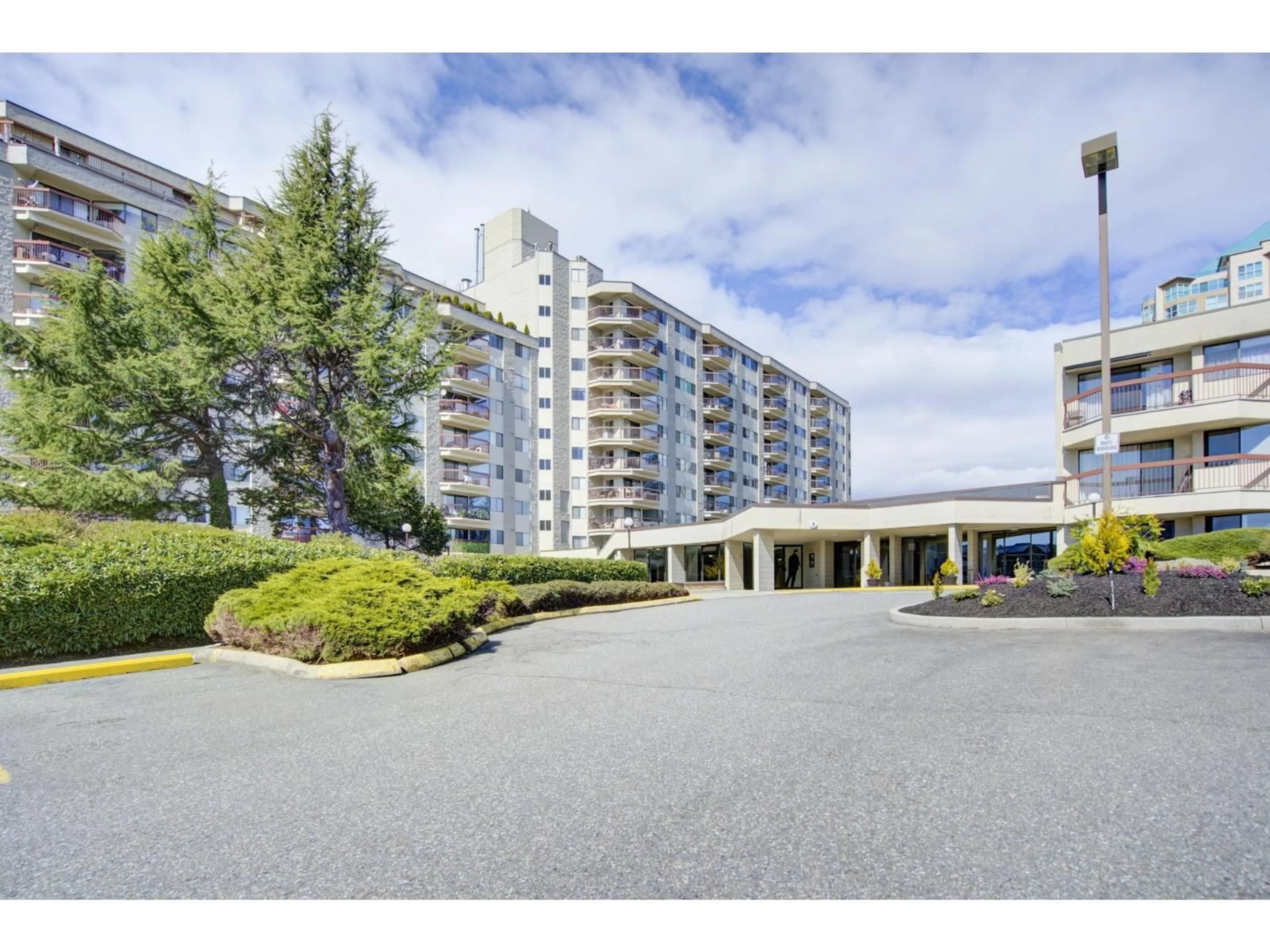 Unknown for 707 - 31955 OLD YALE ROAD, Abbotsford British Columbia V2T4N1