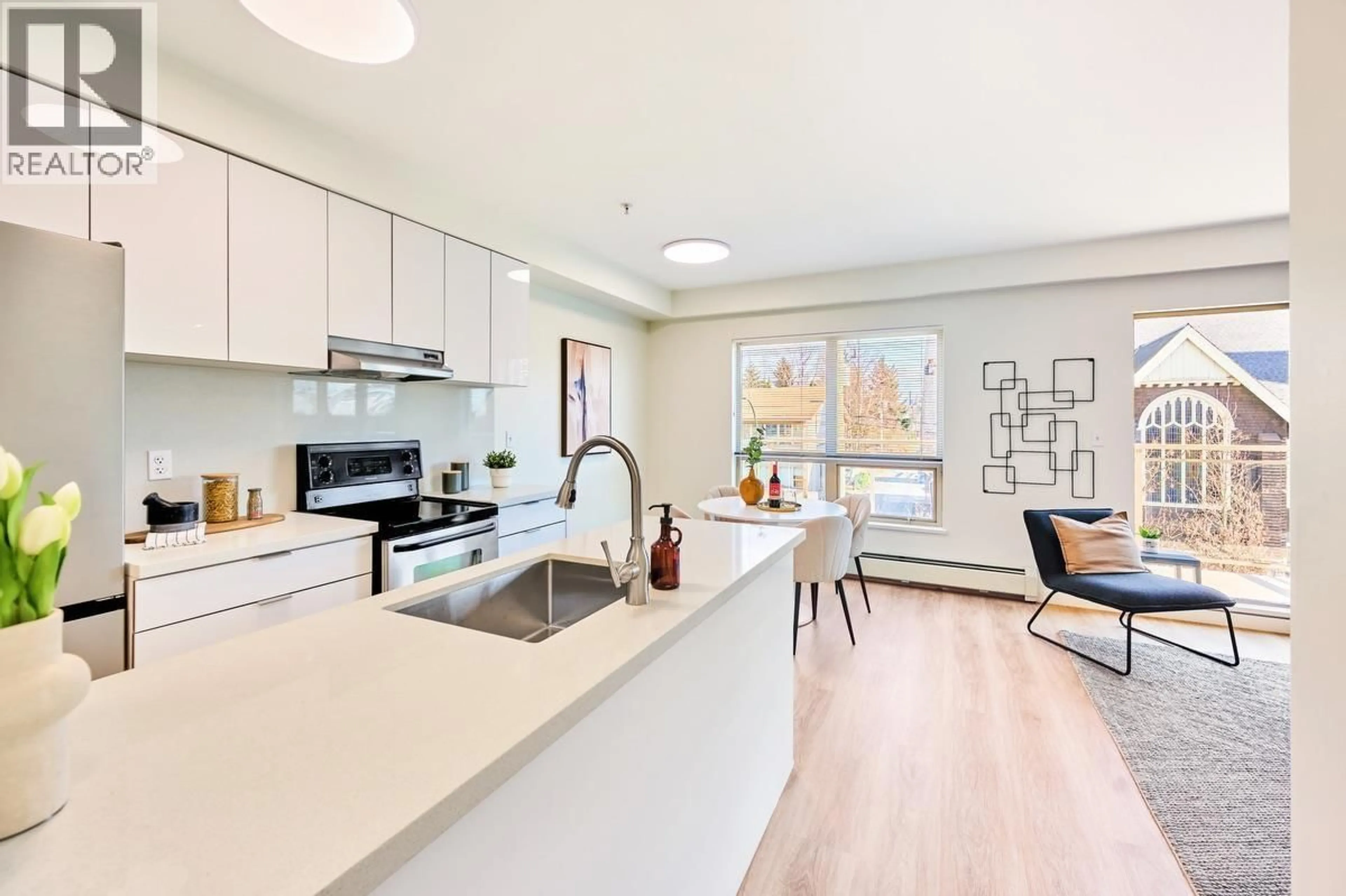 Open concept kitchen, unknown for 311 - 1033 ST. GEORGES AVENUE, North Vancouver British Columbia V7L3H5