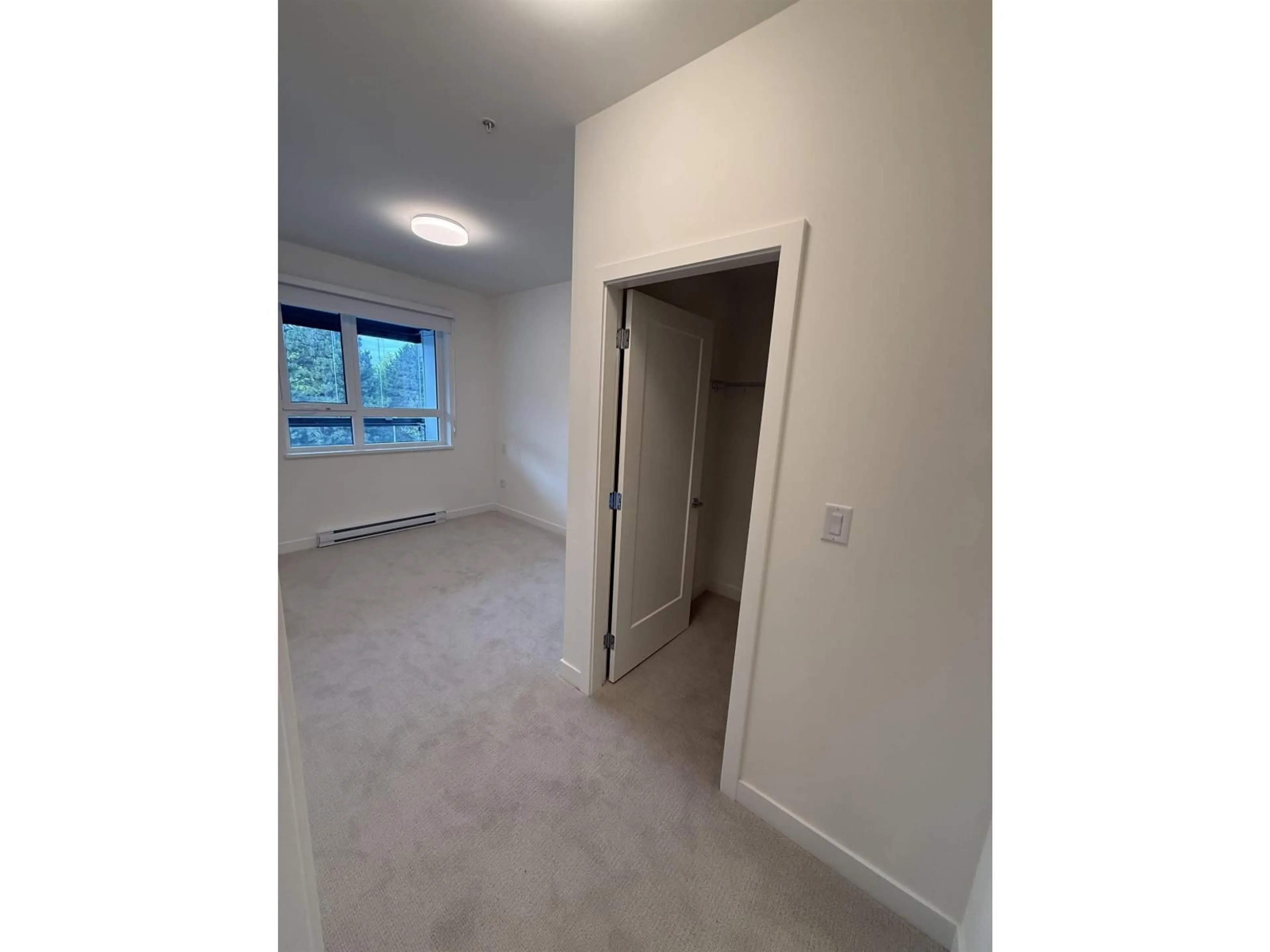A pic of a room for 306 - 13788 76 AVENUE, Surrey British Columbia V3W3V9