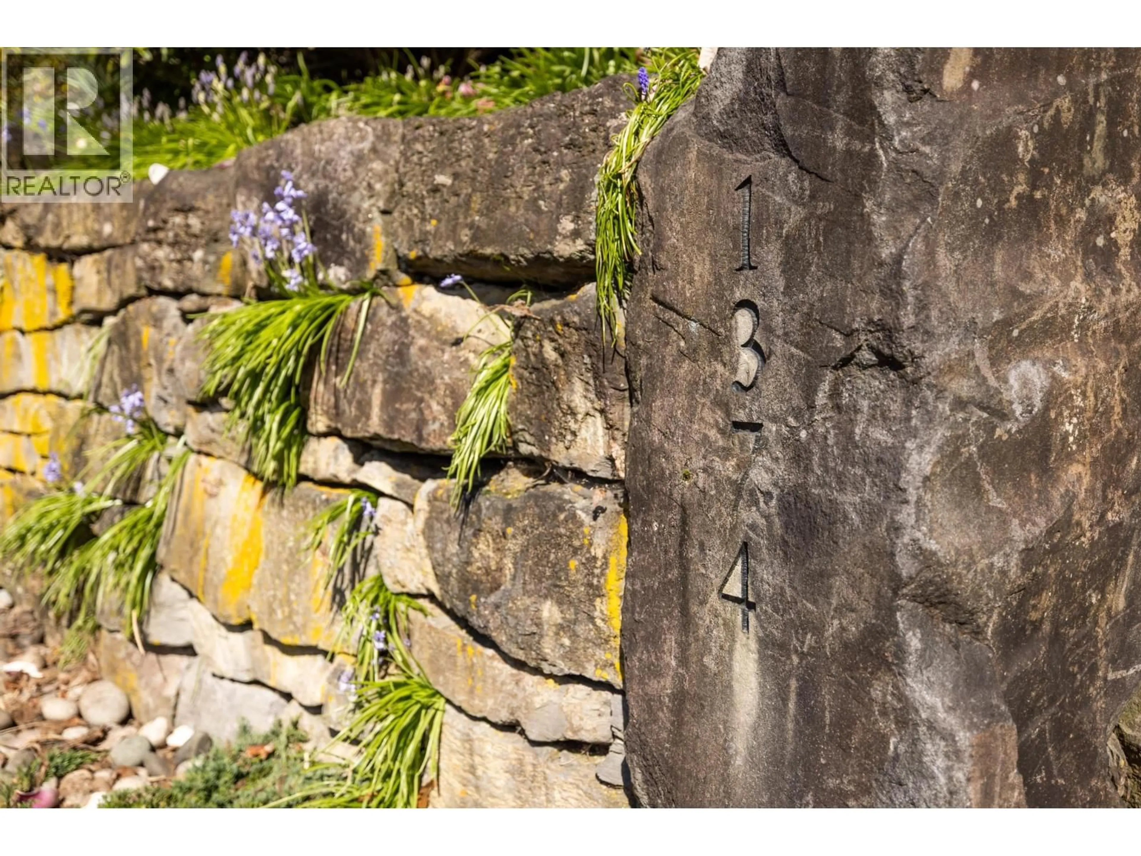 Patio, street for 1374 15TH STREET, North Vancouver British Columbia V7J1K8