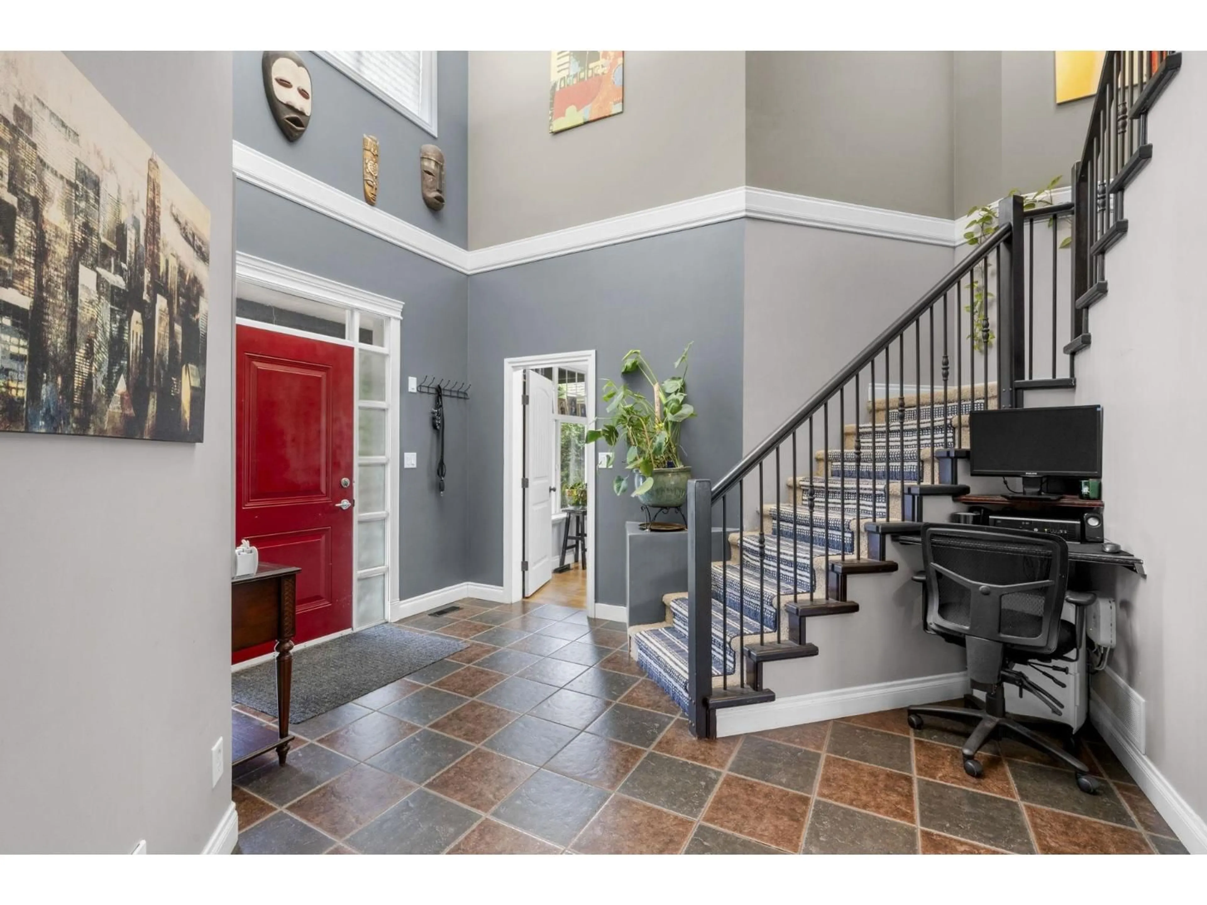 Indoor entryway for 45921 VERBENA DRIVE, Chilliwack British Columbia V2R0H5