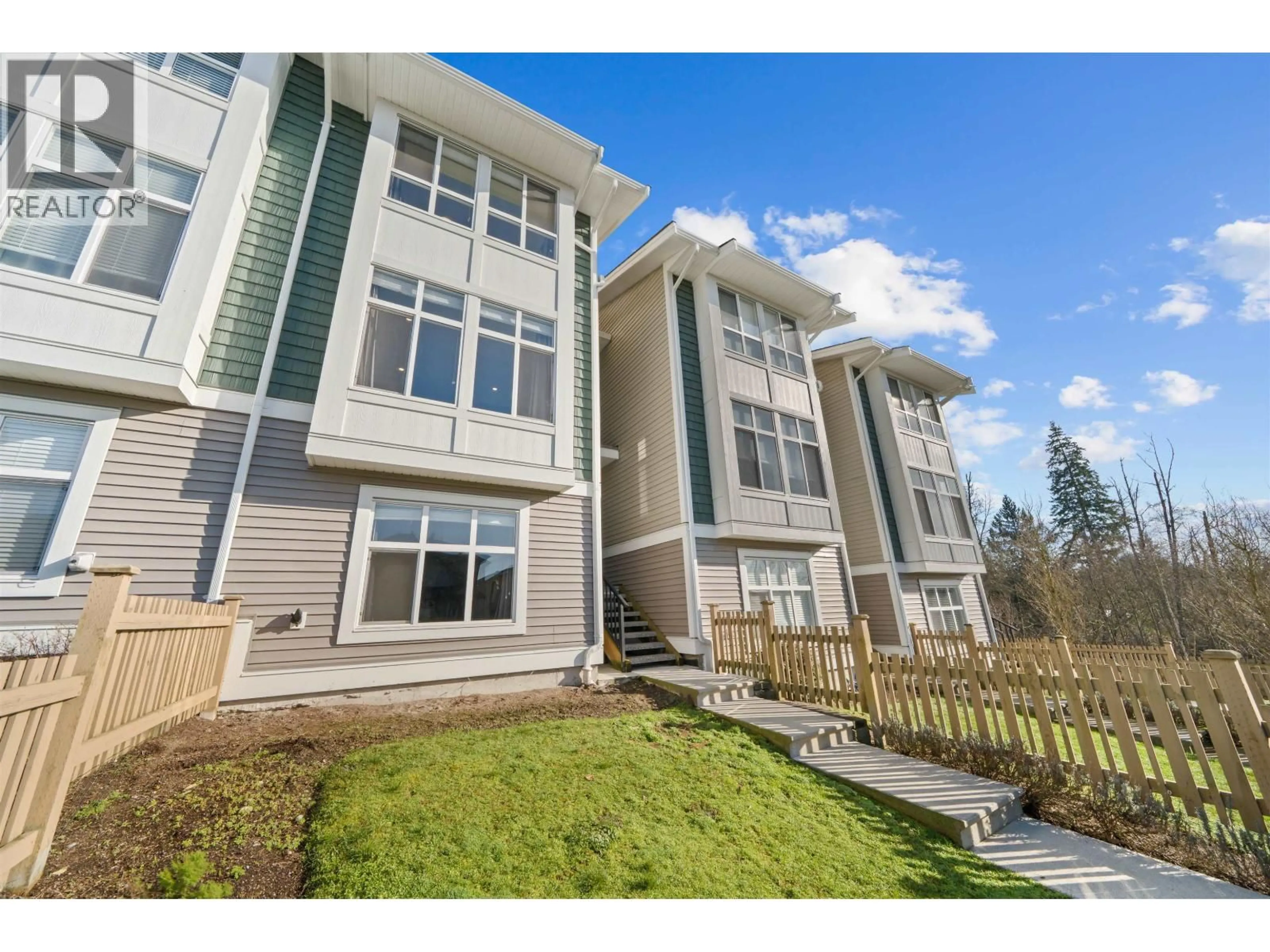 Unknown for 95 - 24108 104 AVENUE, Maple Ridge British Columbia V2W0J5