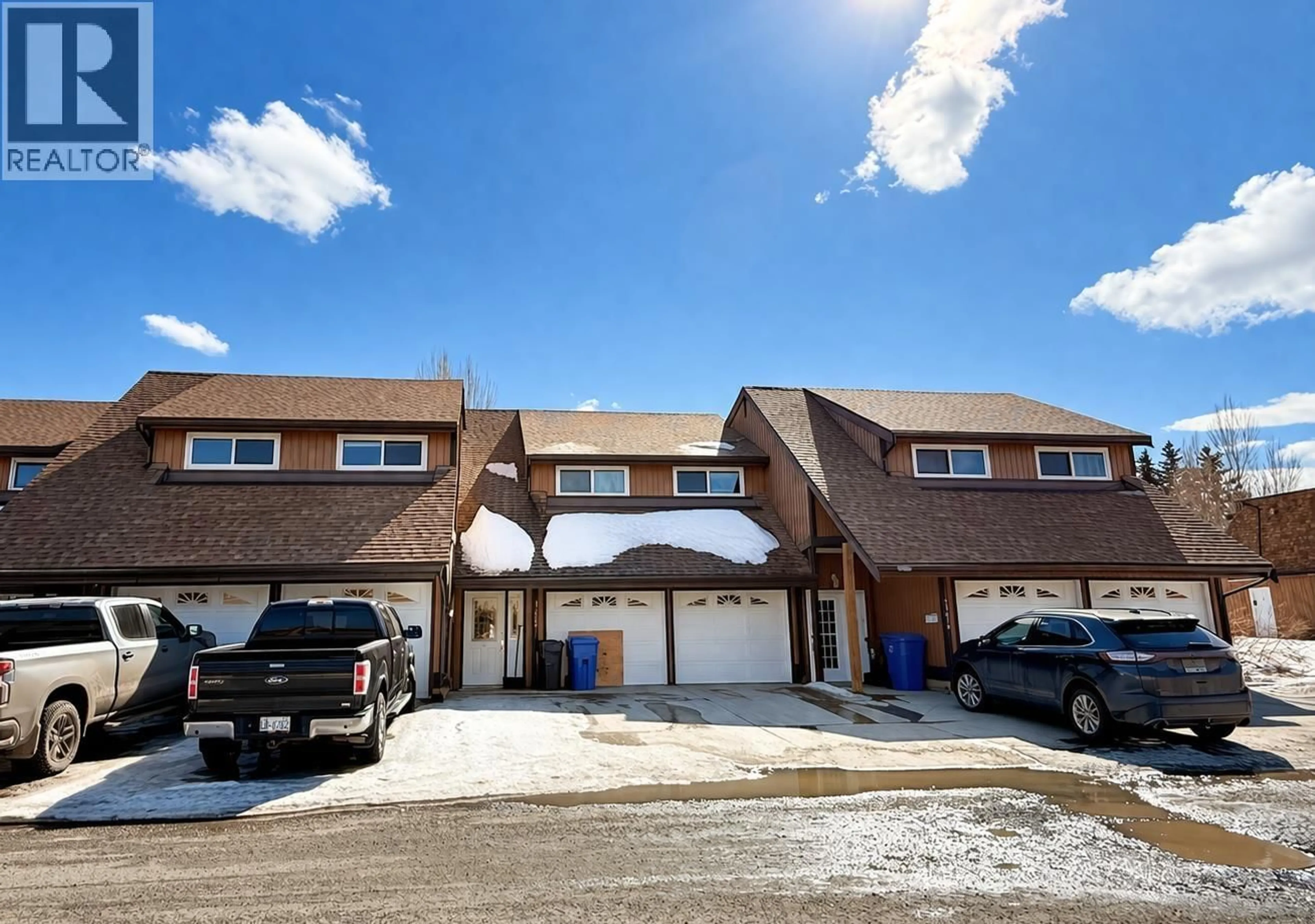 A pic from outside/outdoor area/front of a property/back of a property/a pic from drone, street for 10612 102 STREET, Fort St. John British Columbia V1J4X7