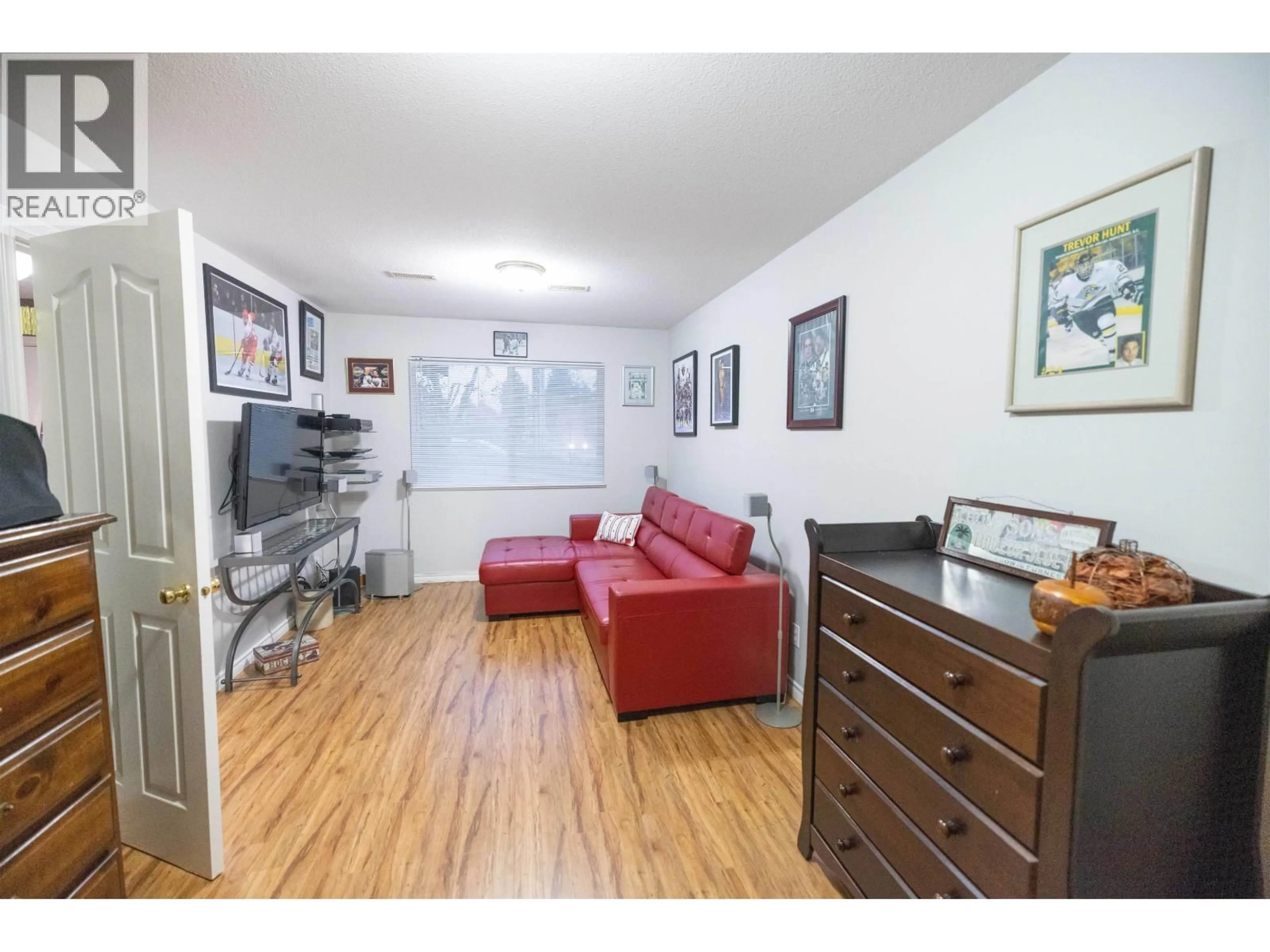 A pic of a room for 12696 227TH STREET, Maple Ridge British Columbia V2R6K3