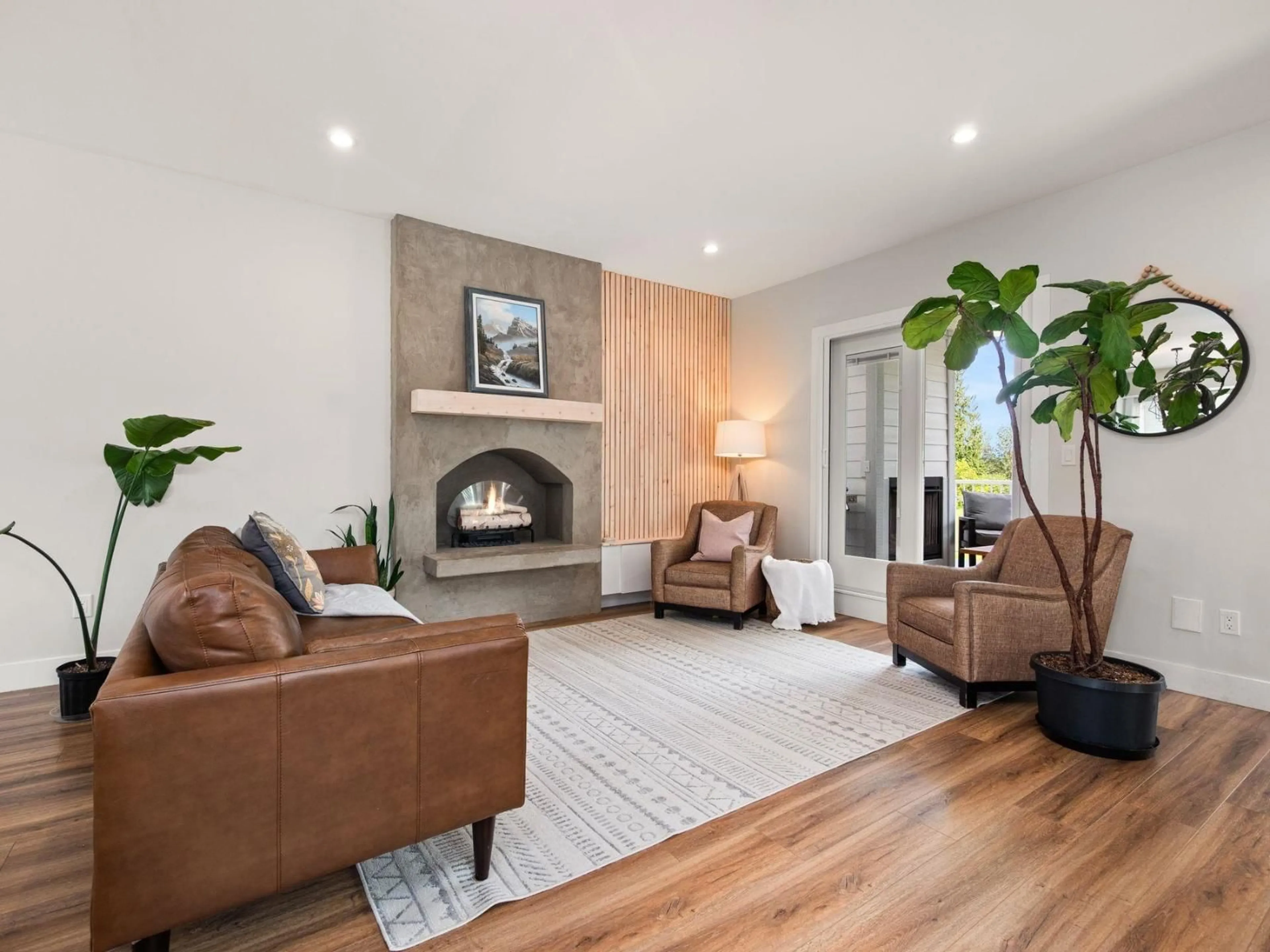 Living room with furniture, unknown for 20 - 4295 OLD CLAYBURN ROAD, Abbotsford British Columbia V3G0G4