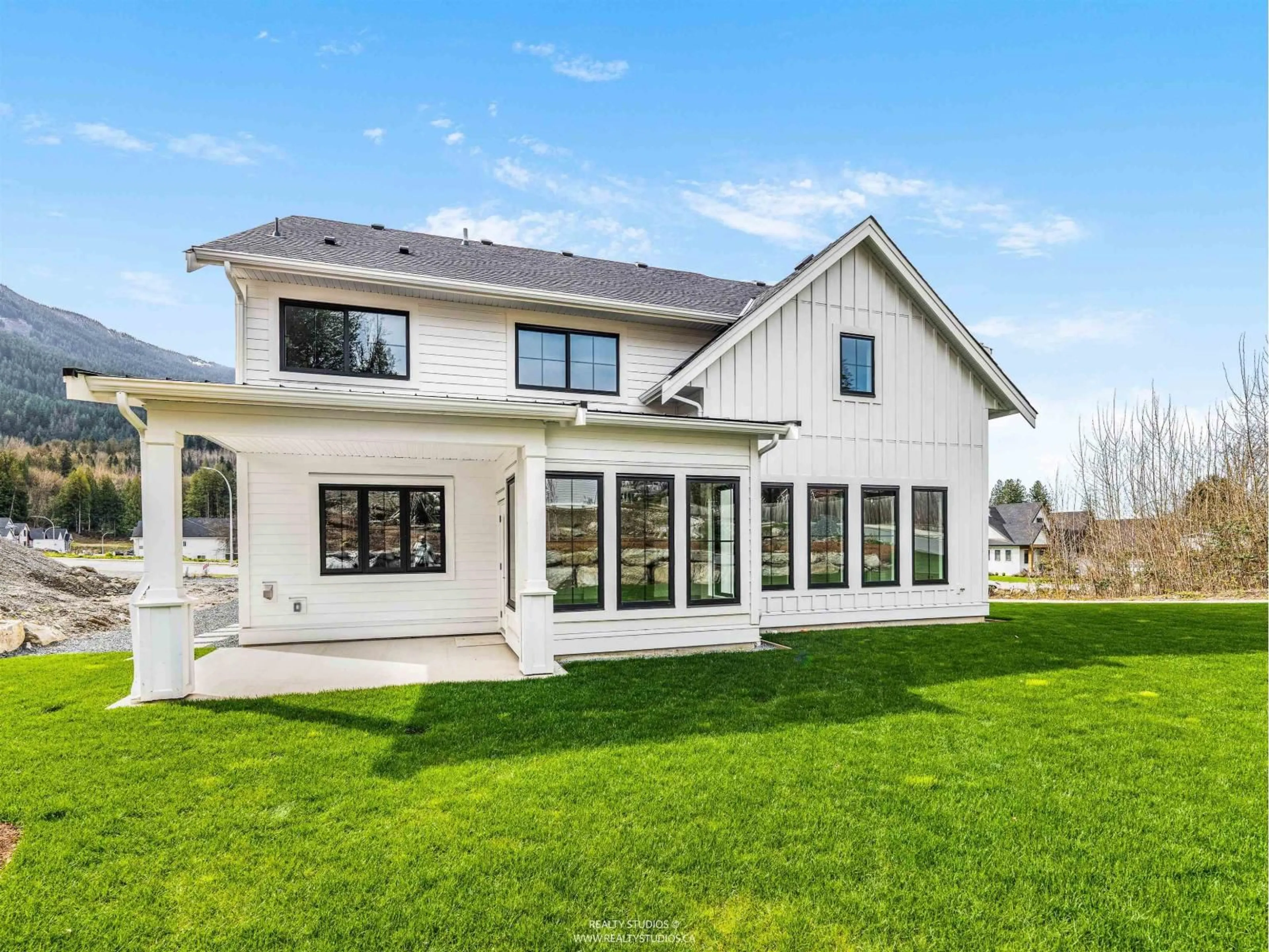 Home with vinyl exterior material, unknown for 52847 BUNKER ROAD, Rosedale British Columbia V0X1X1